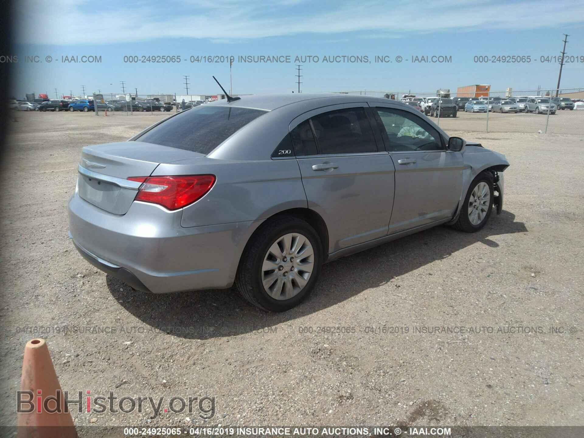 2014 CHRYSLER 200 - VIN: 1C3CCBAB1EN212288 - Photo 4