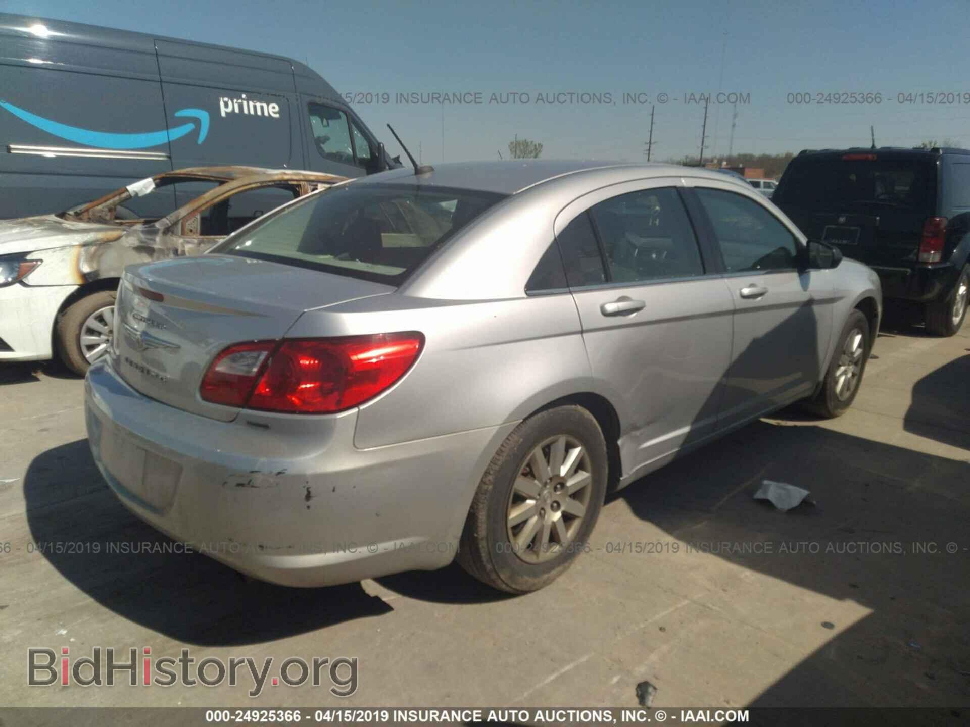 2010 CHRYSLER SEBRING - VIN: 1C3CC4FBXAN134821 - Фото 4