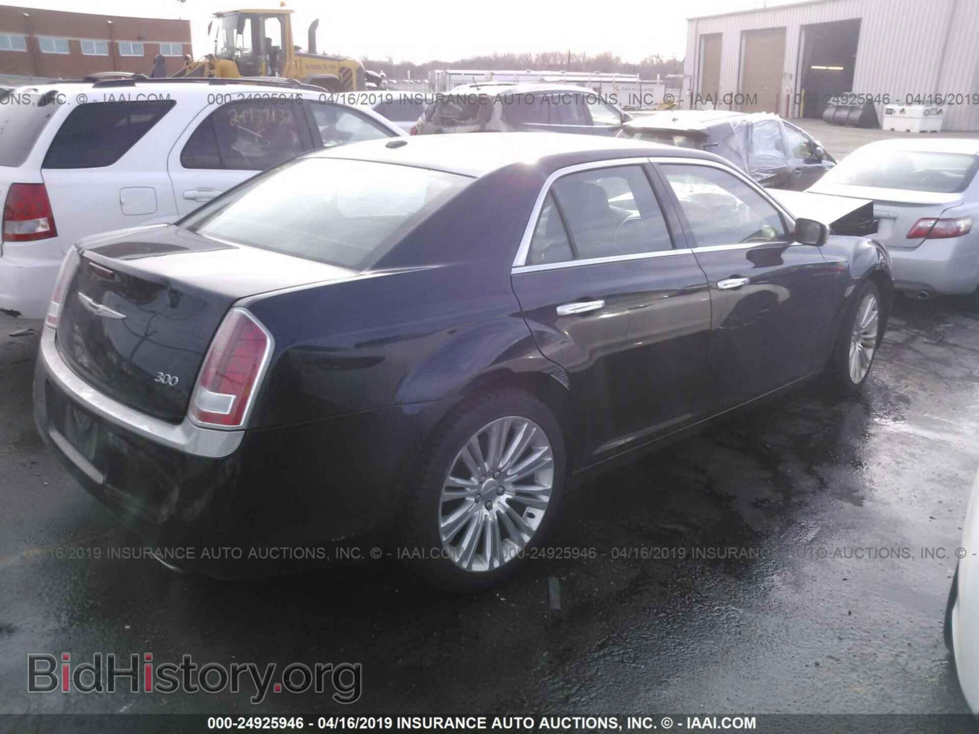 2011 CHRYSLER 300 - VIN: 2C3CA5CG4BH514677 - Фото 4