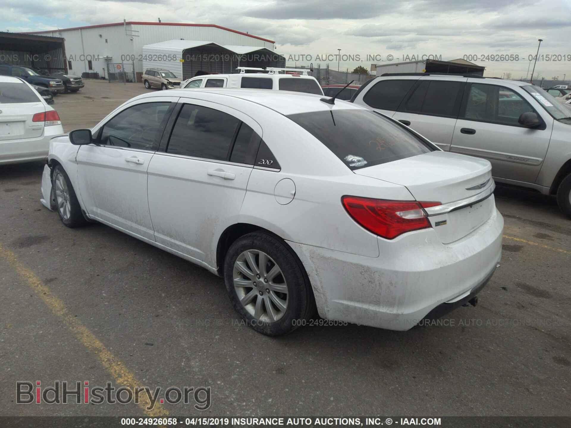 2013 CHRYSLER 200 - VIN: 1C3CCBBG4DN573281 - Photo 3