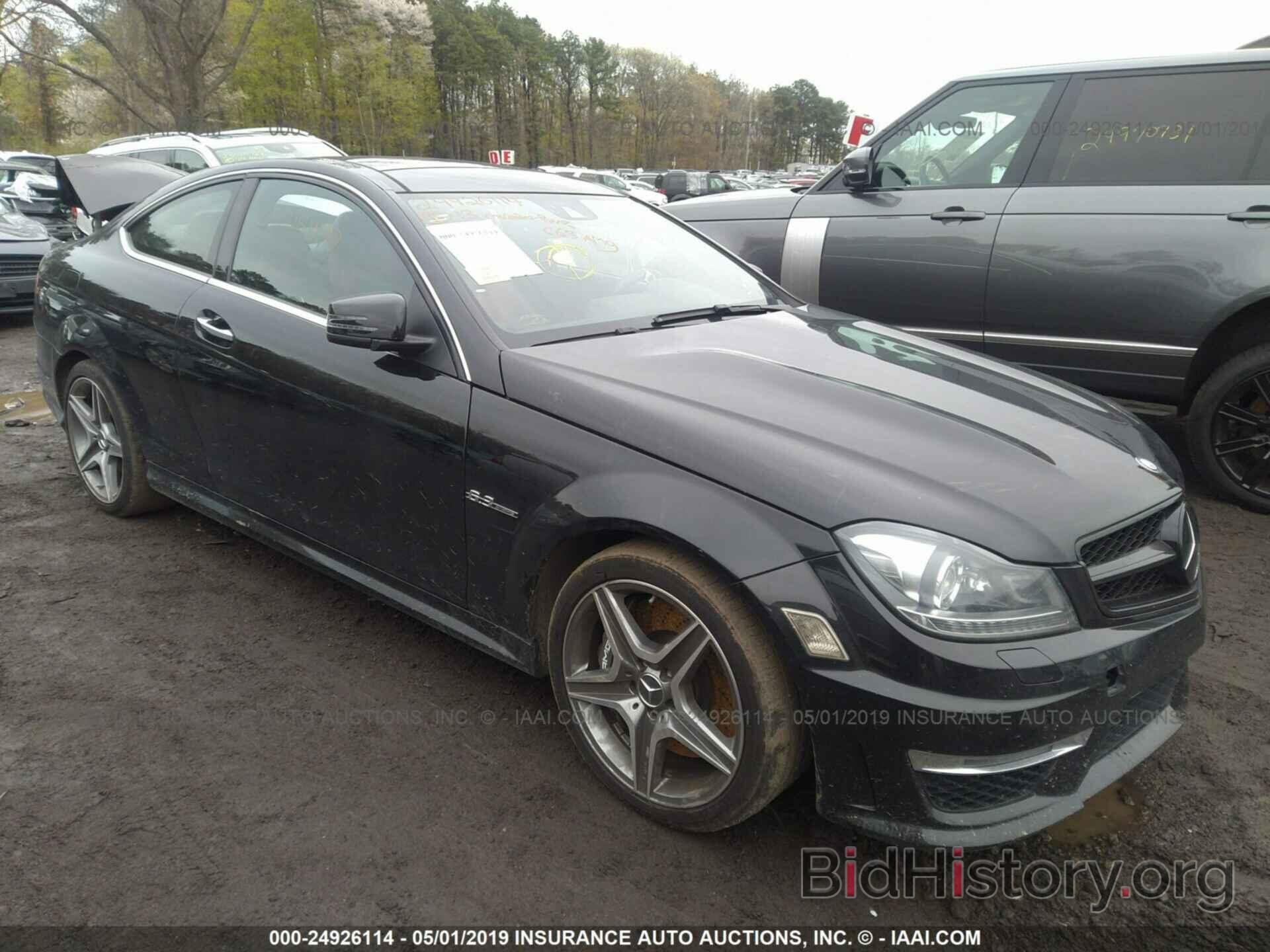 Photo WDDGJ7HB2DG108374 - MERCEDES-BENZ C 2013