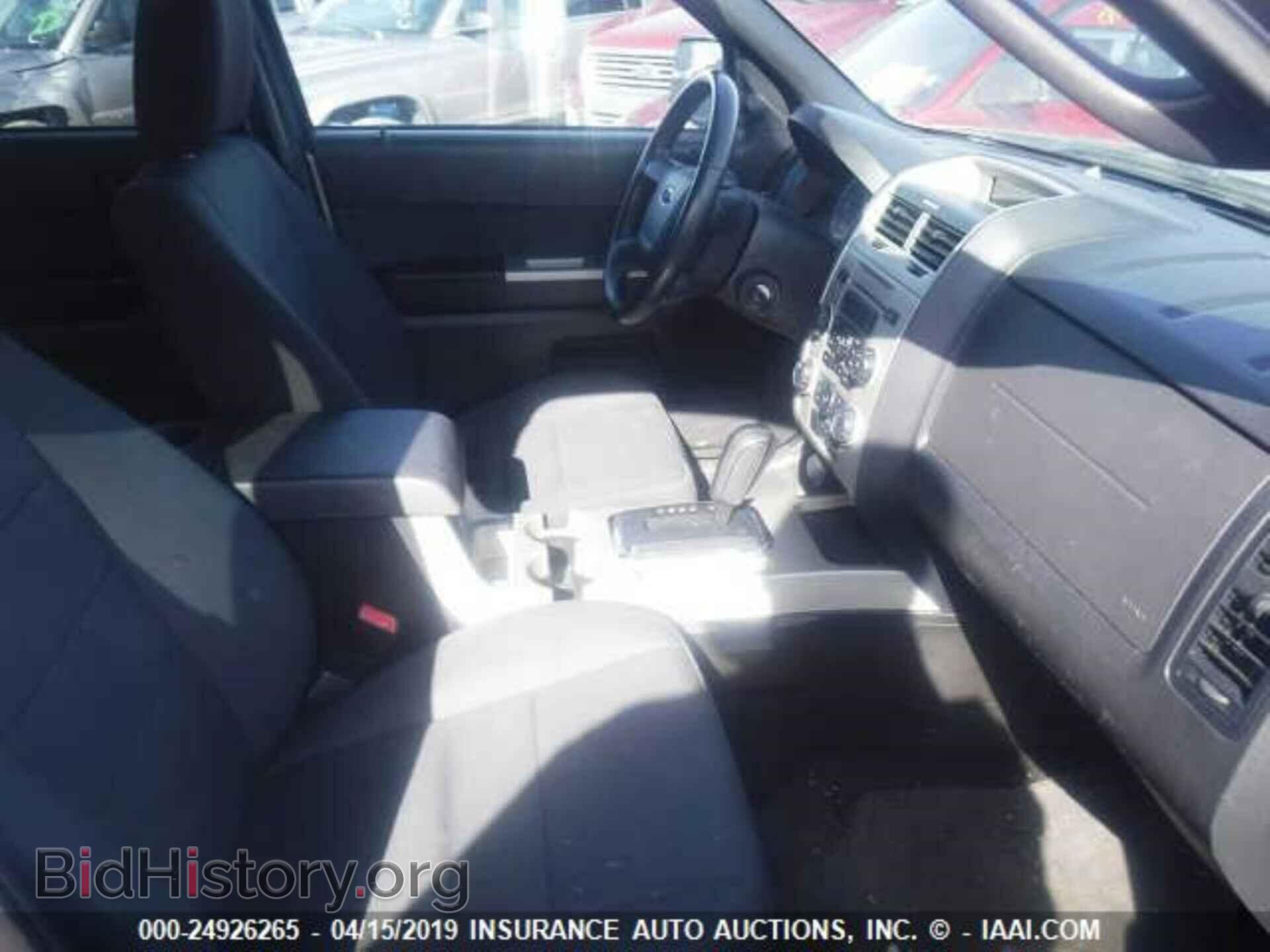 2011 FORD ESCAPE - VIN: 1FMCU0D70BKA82744 - Фото 5