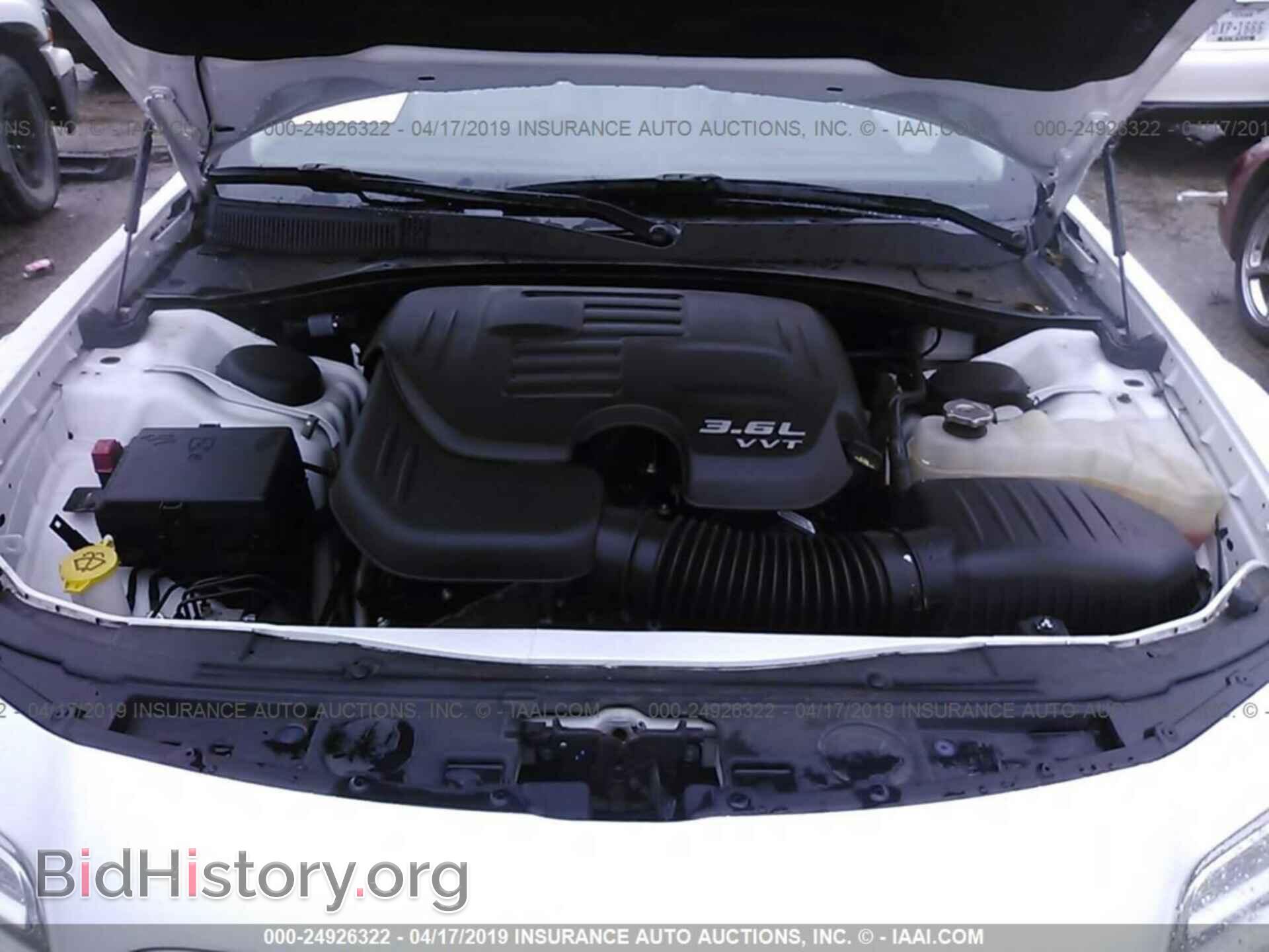 2018 CHRYSLER 300 - VIN: 2C3CCAEGXJH123080 - Фото 10