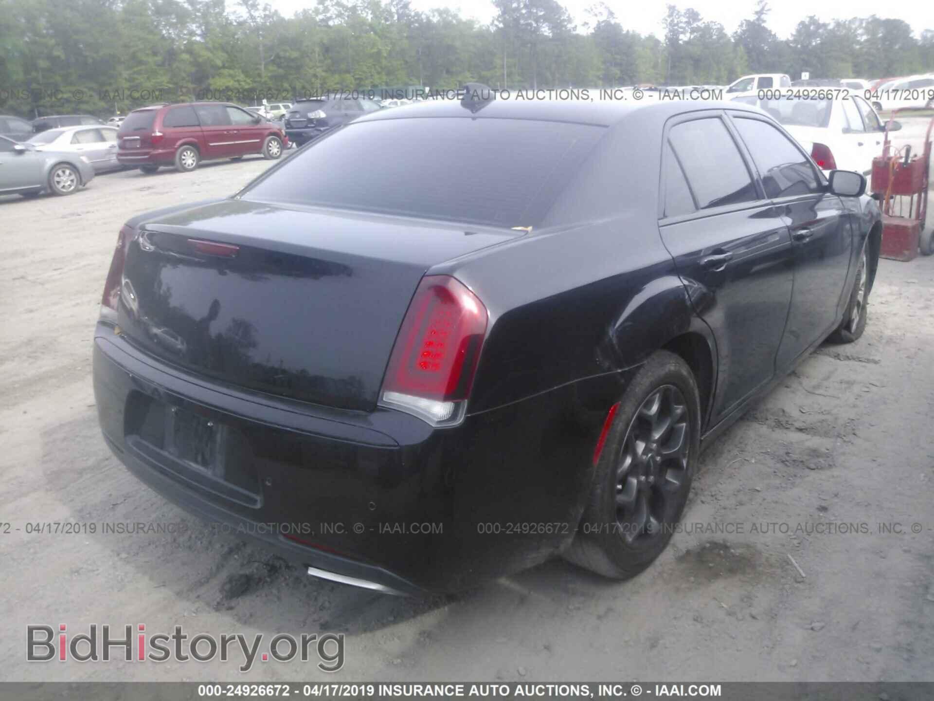 2015 CHRYSLER 300 - VIN: 2C3CCAGG0FH876301 - Photo 4