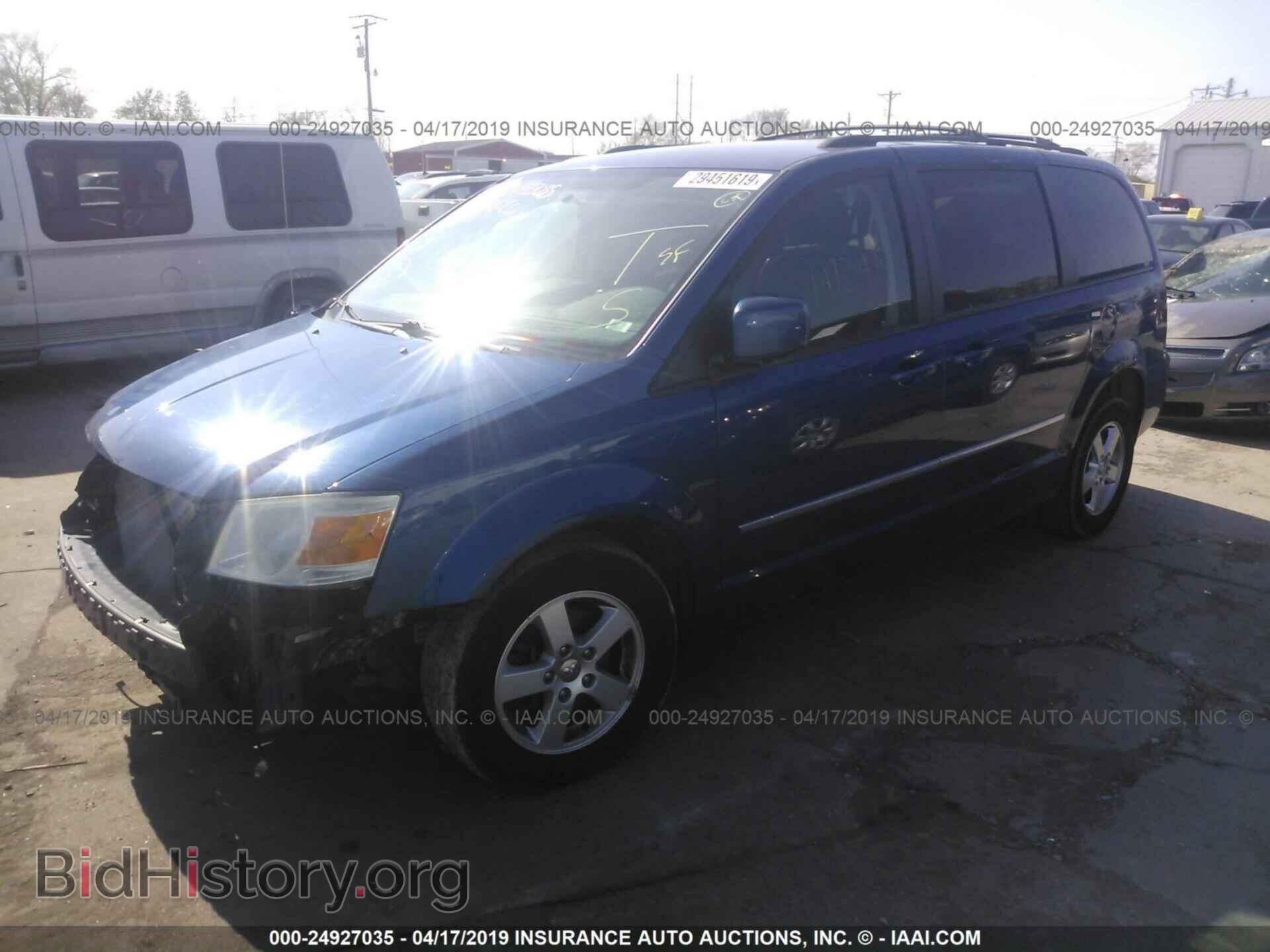 2010 DODGE GRAND CARAVAN - VIN: 2D4RN5D17AR256204 - Фото 2