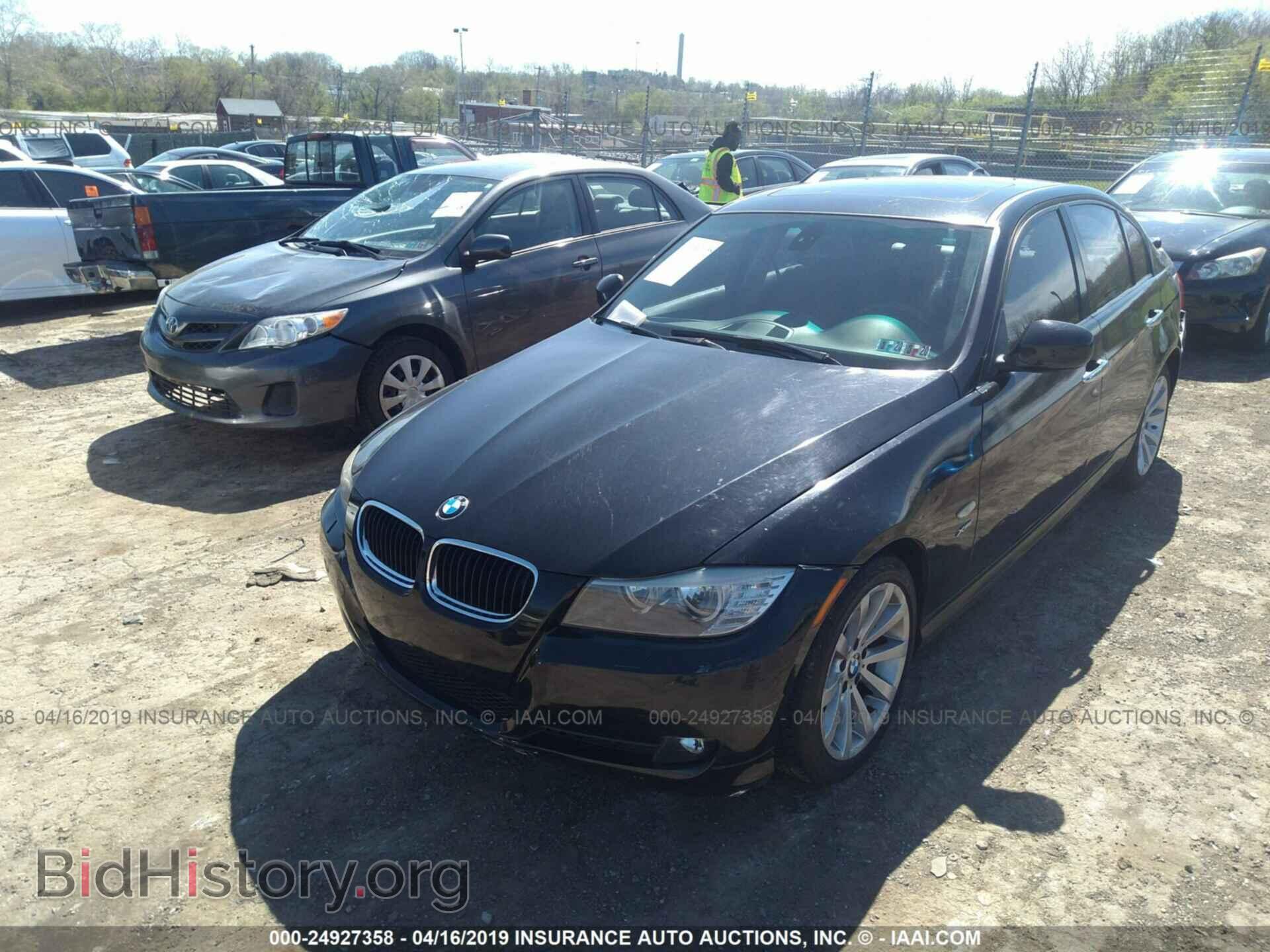 2011 BMW 328 - VIN: WBAPK5G55BNN28093 - Фото 2