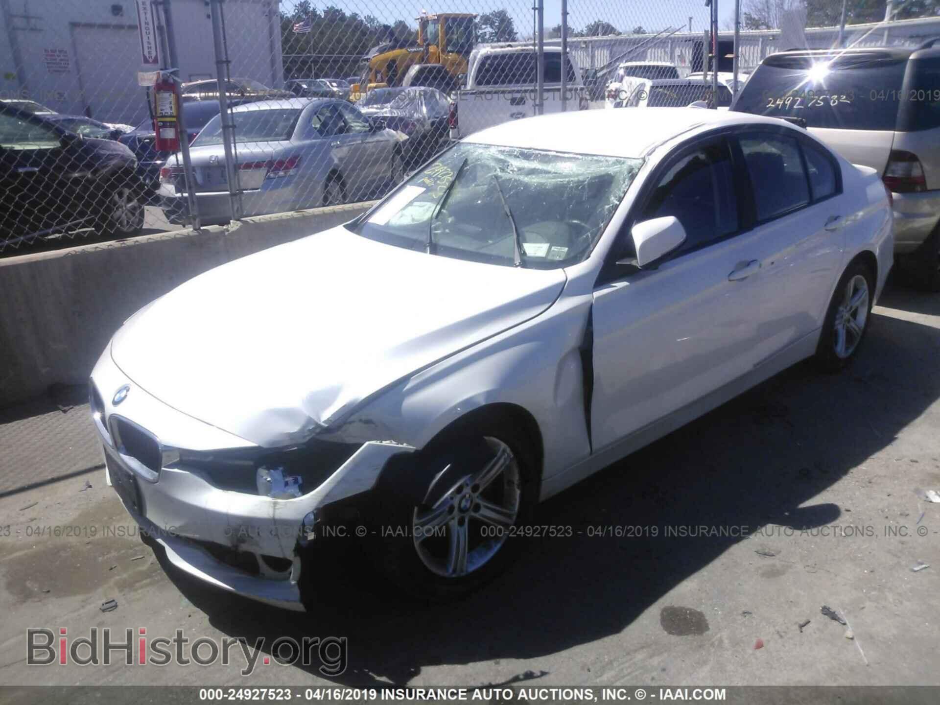 2014 BMW 320 - VIN: WBA3C3C59EF986921 - Photo 2