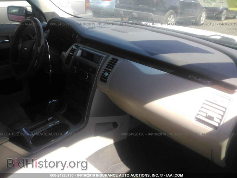 2011 Ford FLEX (VIN 2FMGK5CC1BBD37012) — photo 5 of 10