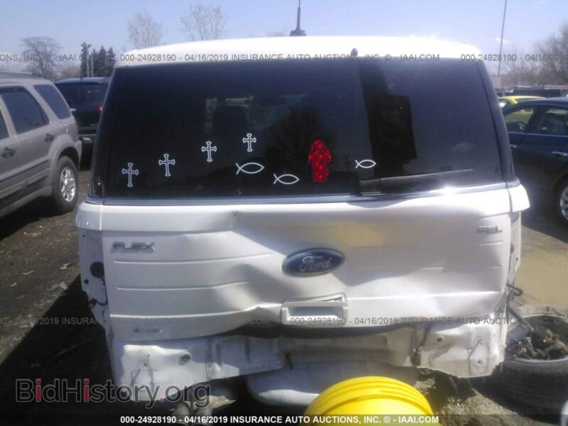 2011 Ford FLEX (VIN 2FMGK5CC1BBD37012) — photo 6 of 10