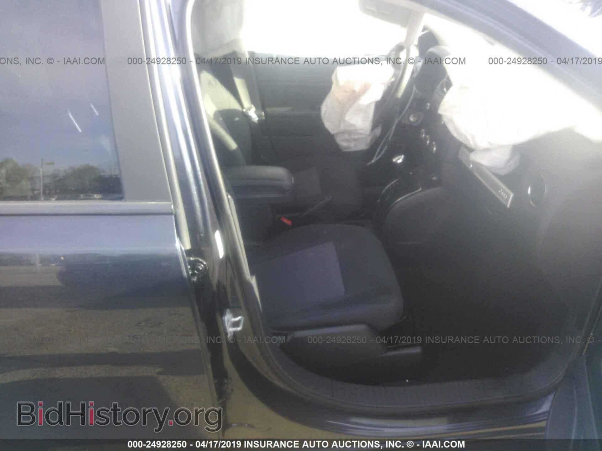 2014 JEEP COMPASS - VIN: 1C4NJCBB0ED889711 - Photo 5
