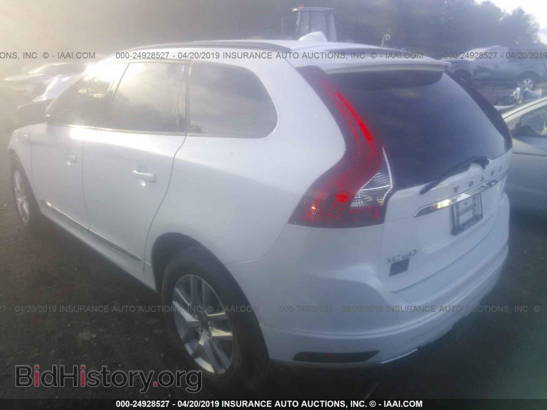 2017 VOLVO XC60 - VIN: YV440MDJ1H2093488 - Фото 3