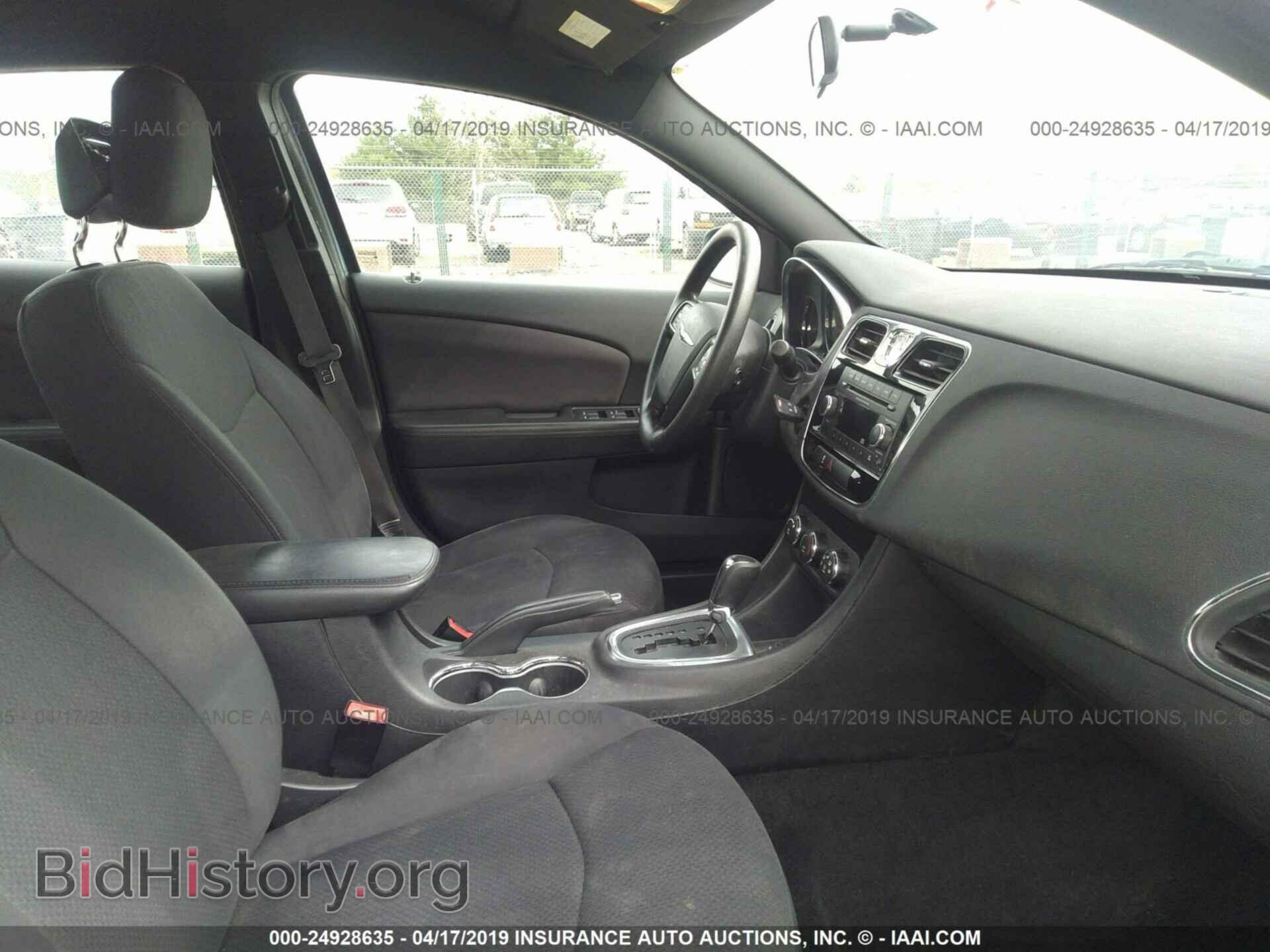 2012 CHRYSLER 200 - VIN: 1C3CCBAB0CN320429 - Фото 5