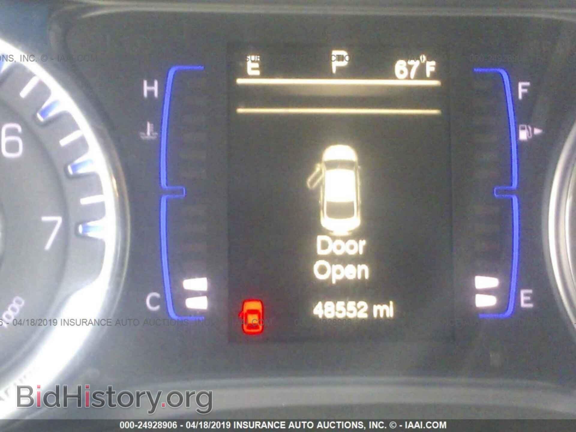 2016 CHRYSLER 200 - VIN: 1C3CCCAB6GN194332 - Фото 7