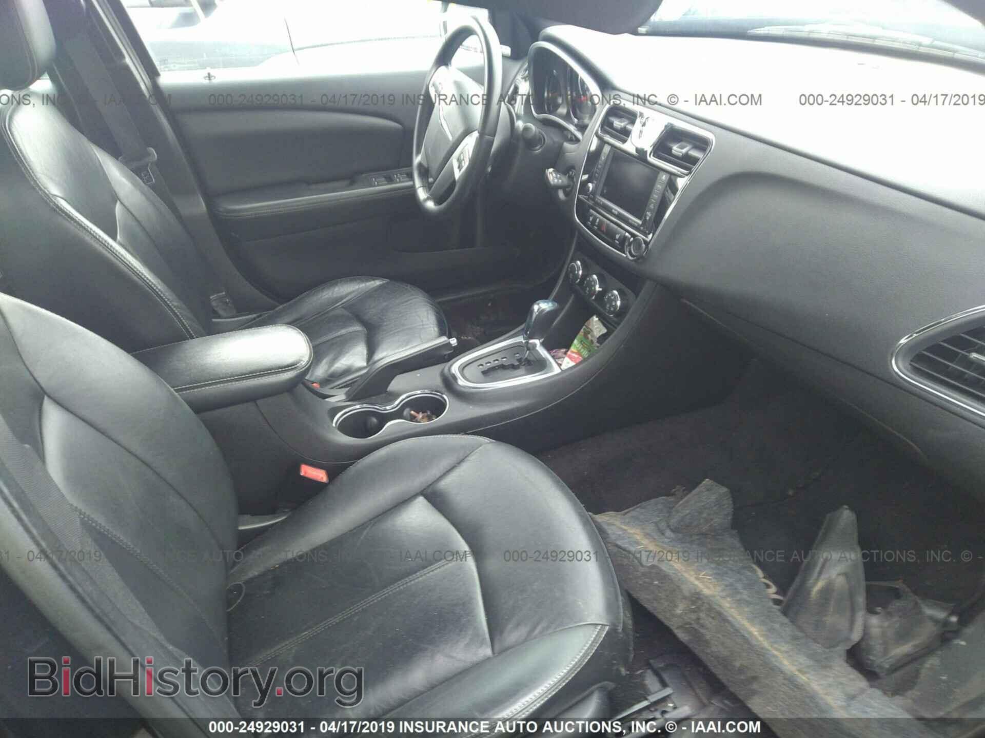 2011 CHRYSLER 200 - VIN: 1C3BC2FG1BN582152 - Фото 5