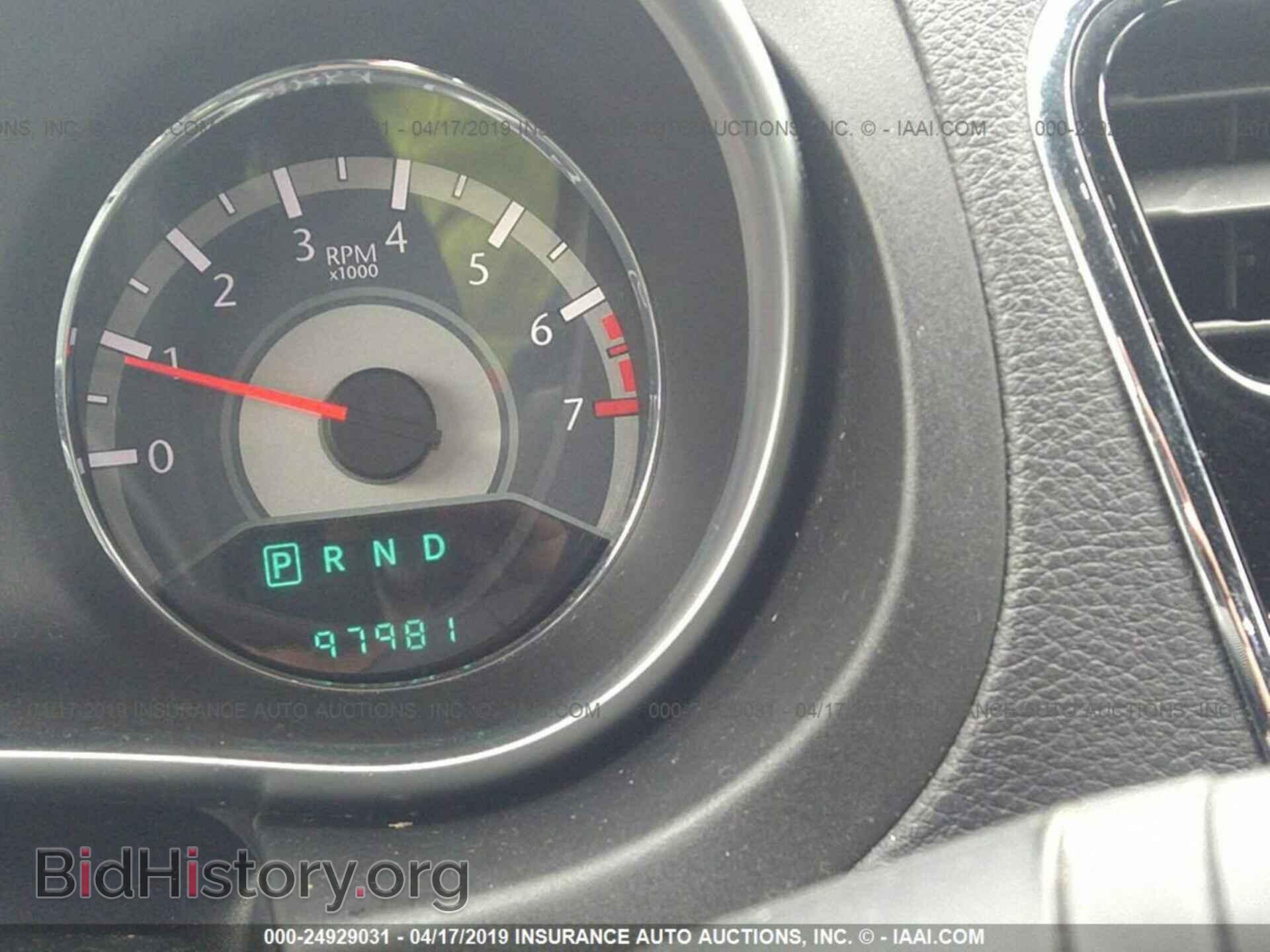 2011 CHRYSLER 200 - VIN: 1C3BC2FG1BN582152 - Фото 7