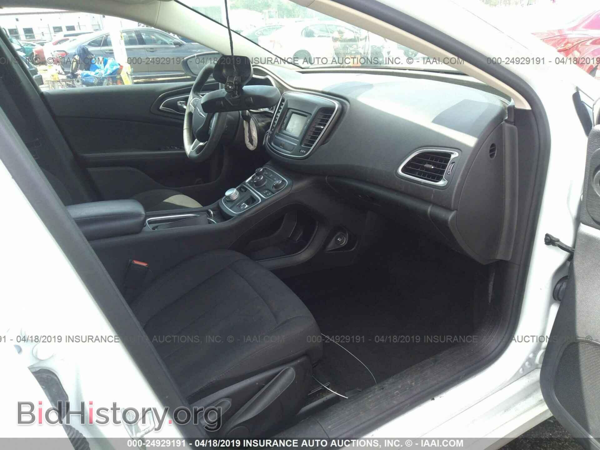 2016 CHRYSLER 200 - VIN: 1C3CCCAB7GN122085 - Photo 5