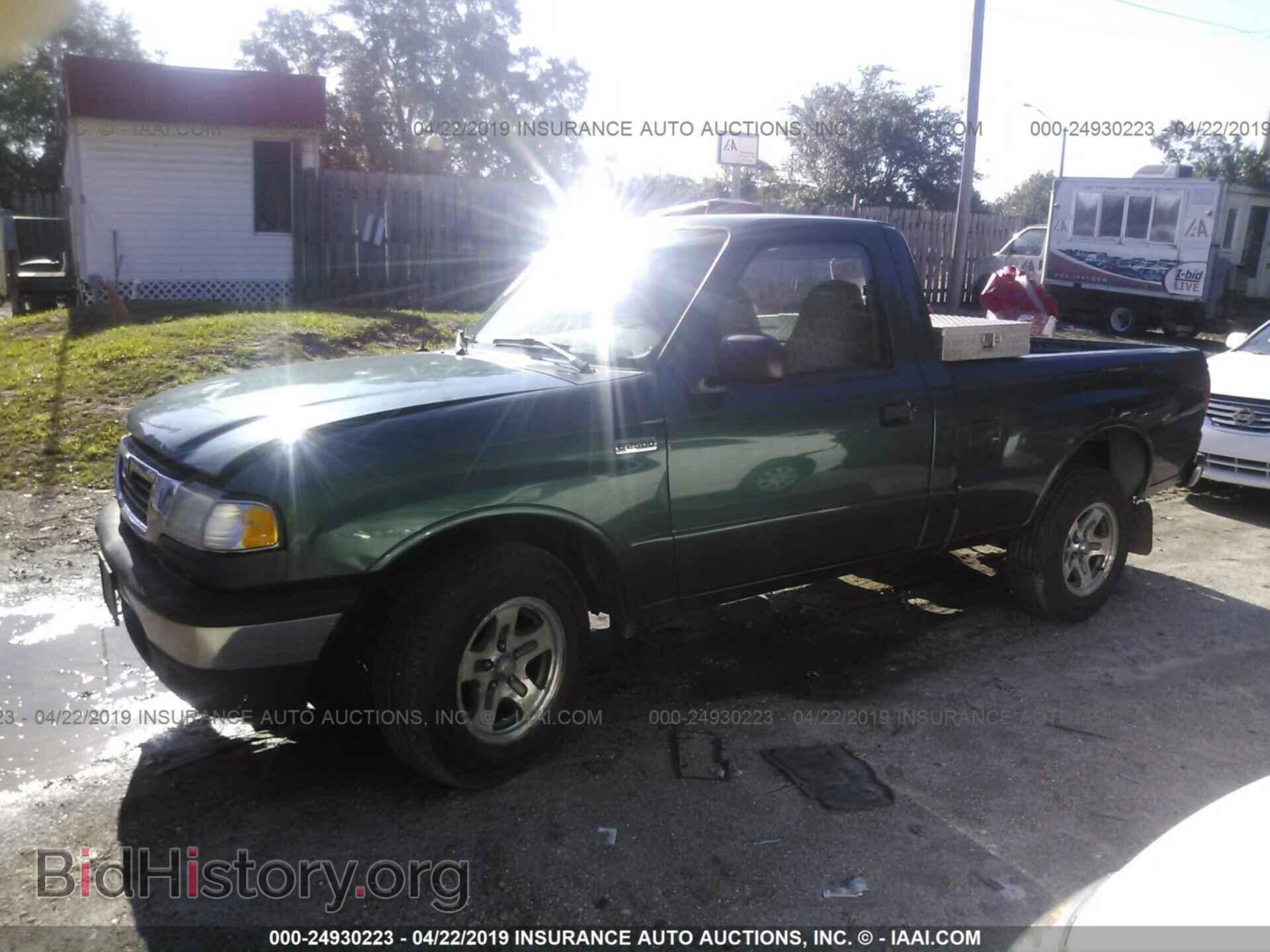 2000 MAZDA B2500 - VIN: 4F4YR12C6YTM33412 - Фото 2