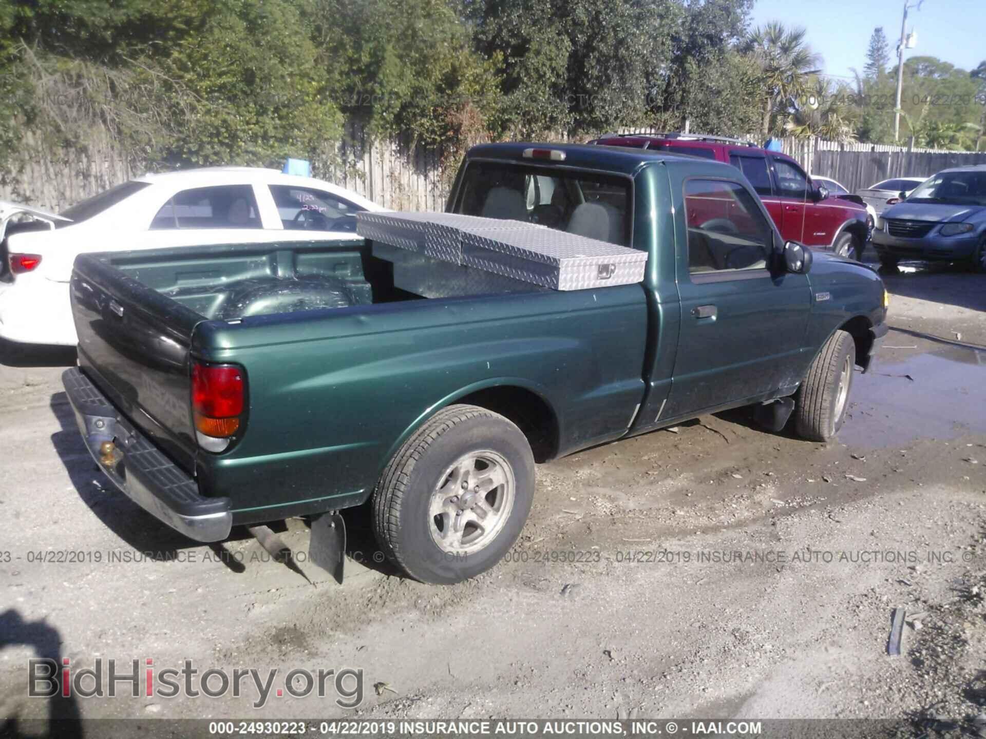 2000 MAZDA B2500 - VIN: 4F4YR12C6YTM33412 - Фото 4
