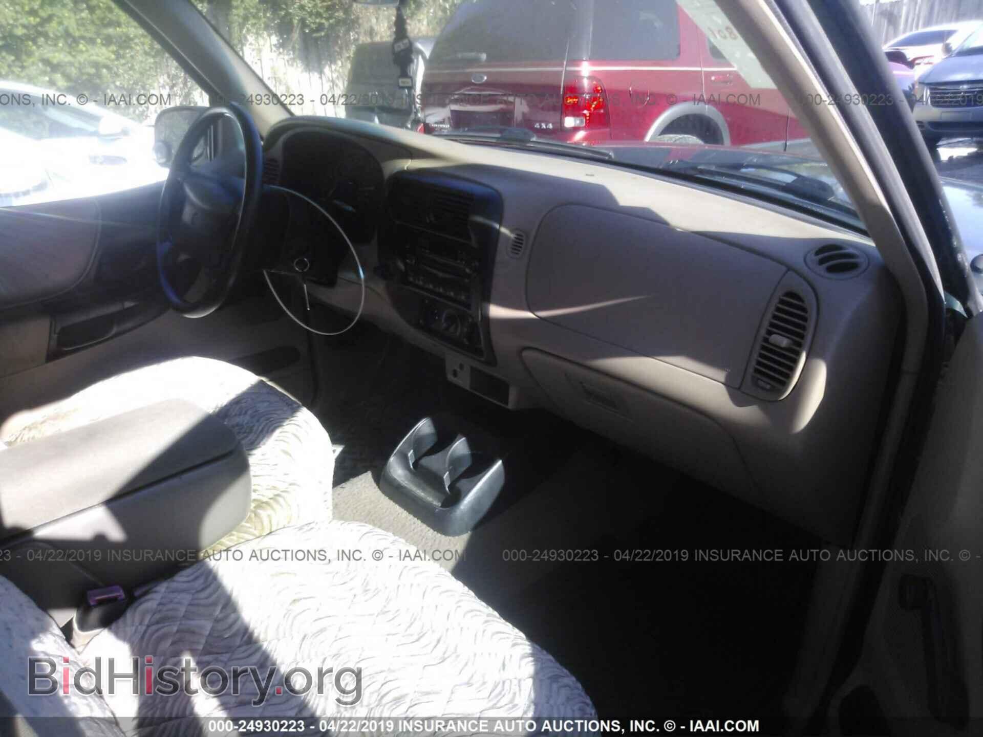 2000 MAZDA B2500 - VIN: 4F4YR12C6YTM33412 - Фото 5