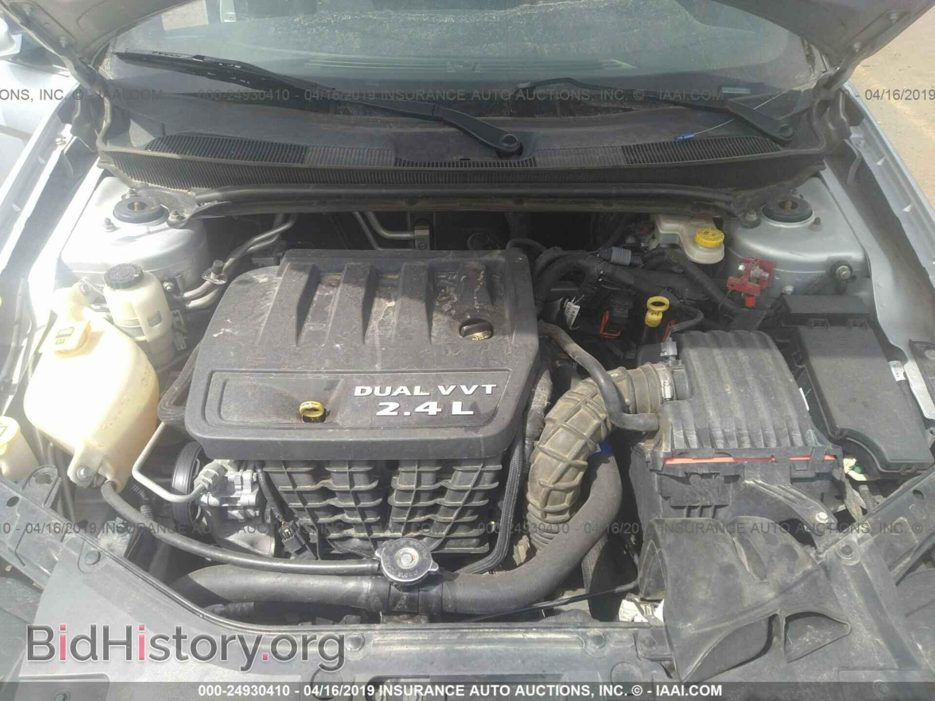 2012 CHRYSLER 200 - VIN: 1C3CCBABXCN256559 - Фото 10