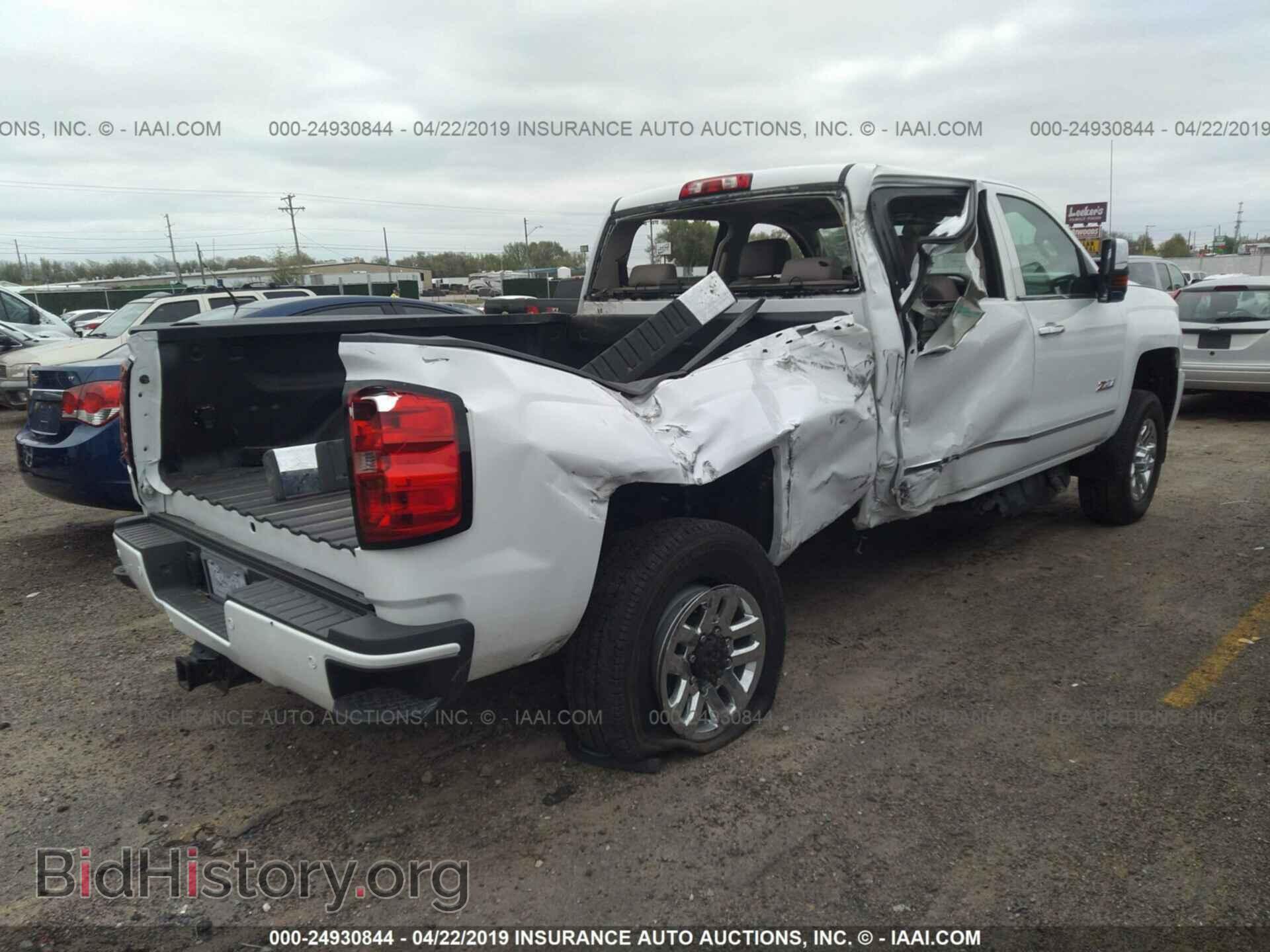 2017 CHEVROLET SILVERADO - VIN: 1GC4K0CY4HF246202 - Фото 4