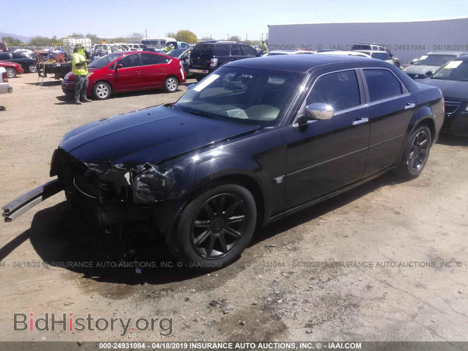 2006 CHRYSLER 300C - VIN: 2C3LA63H06H129914 - Фото 2
