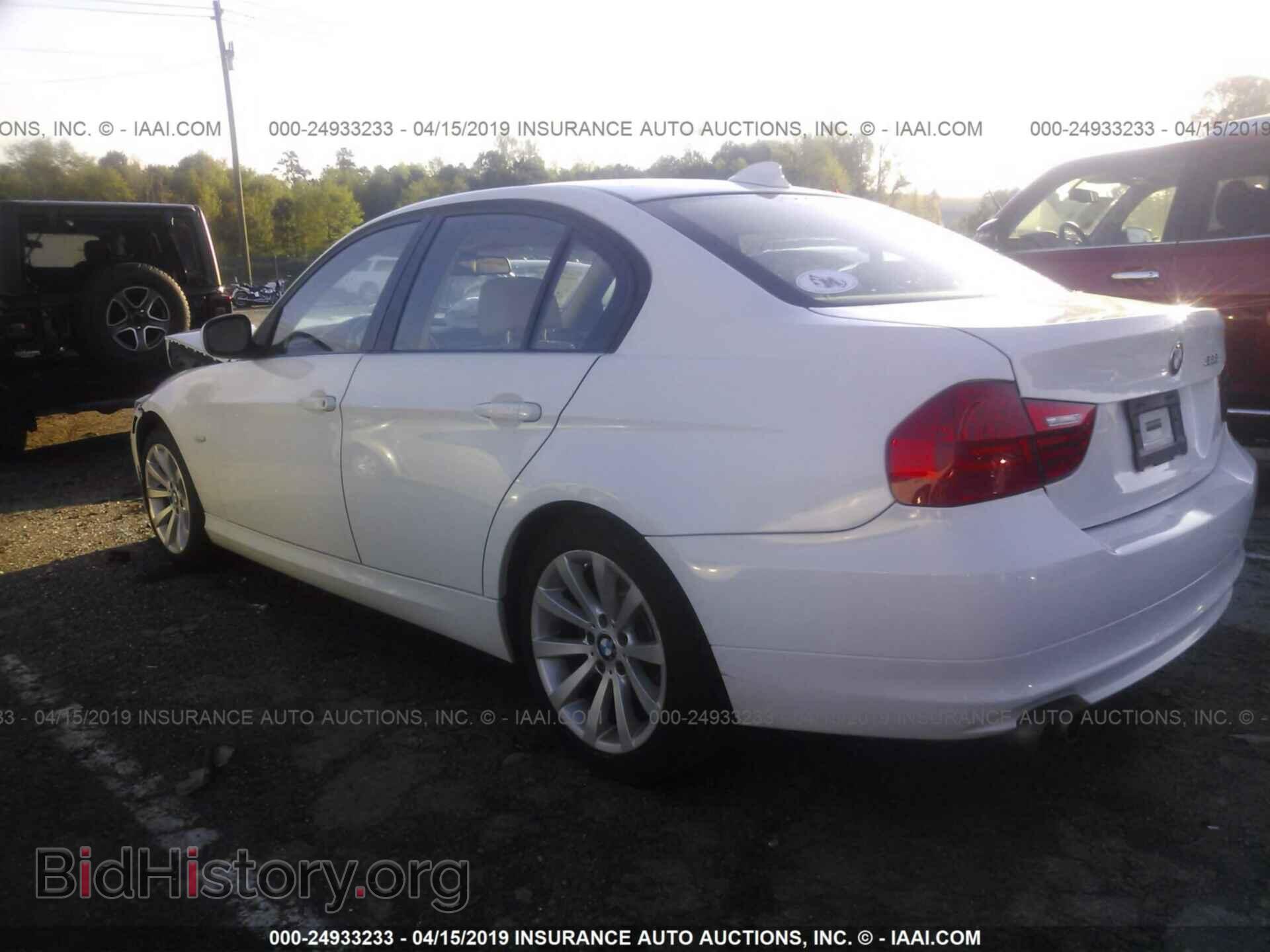 2011 BMW 328 - VIN: WBAPH5C51BA442632 - Фото 3