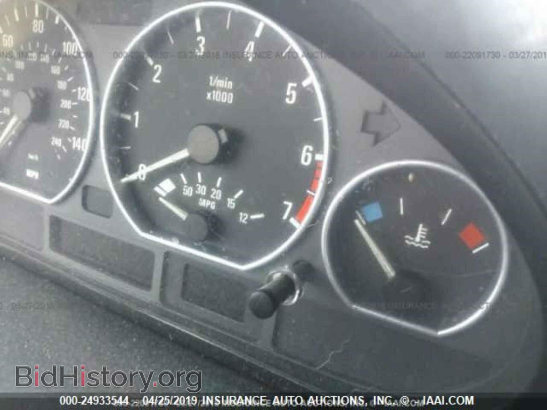2003 BMW 330 - VIN: WBAEW53403PG23159 - Фото 7