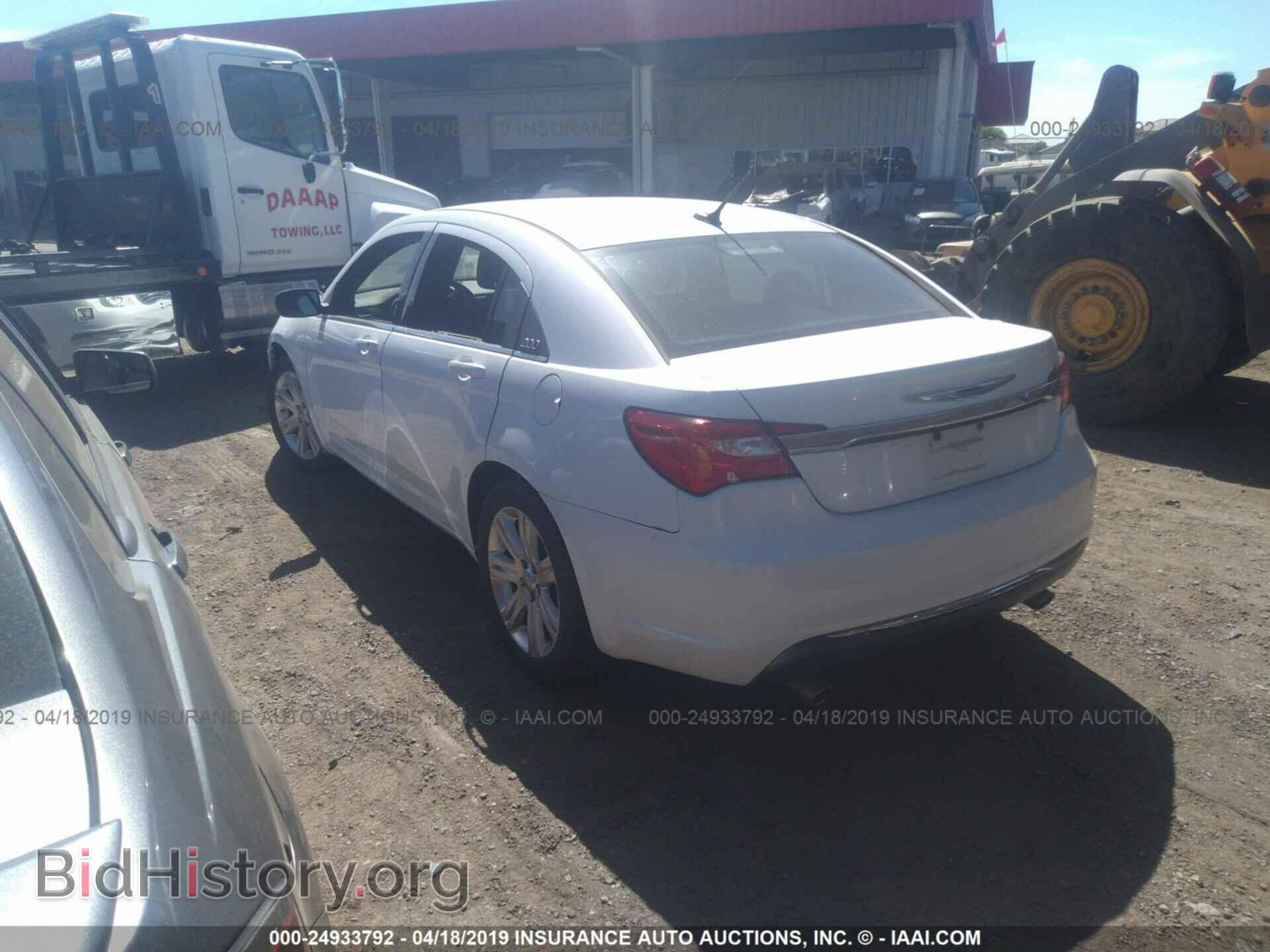 2012 CHRYSLER 200 - VIN: 1C3CCBBG4CN152904 - Фото 3