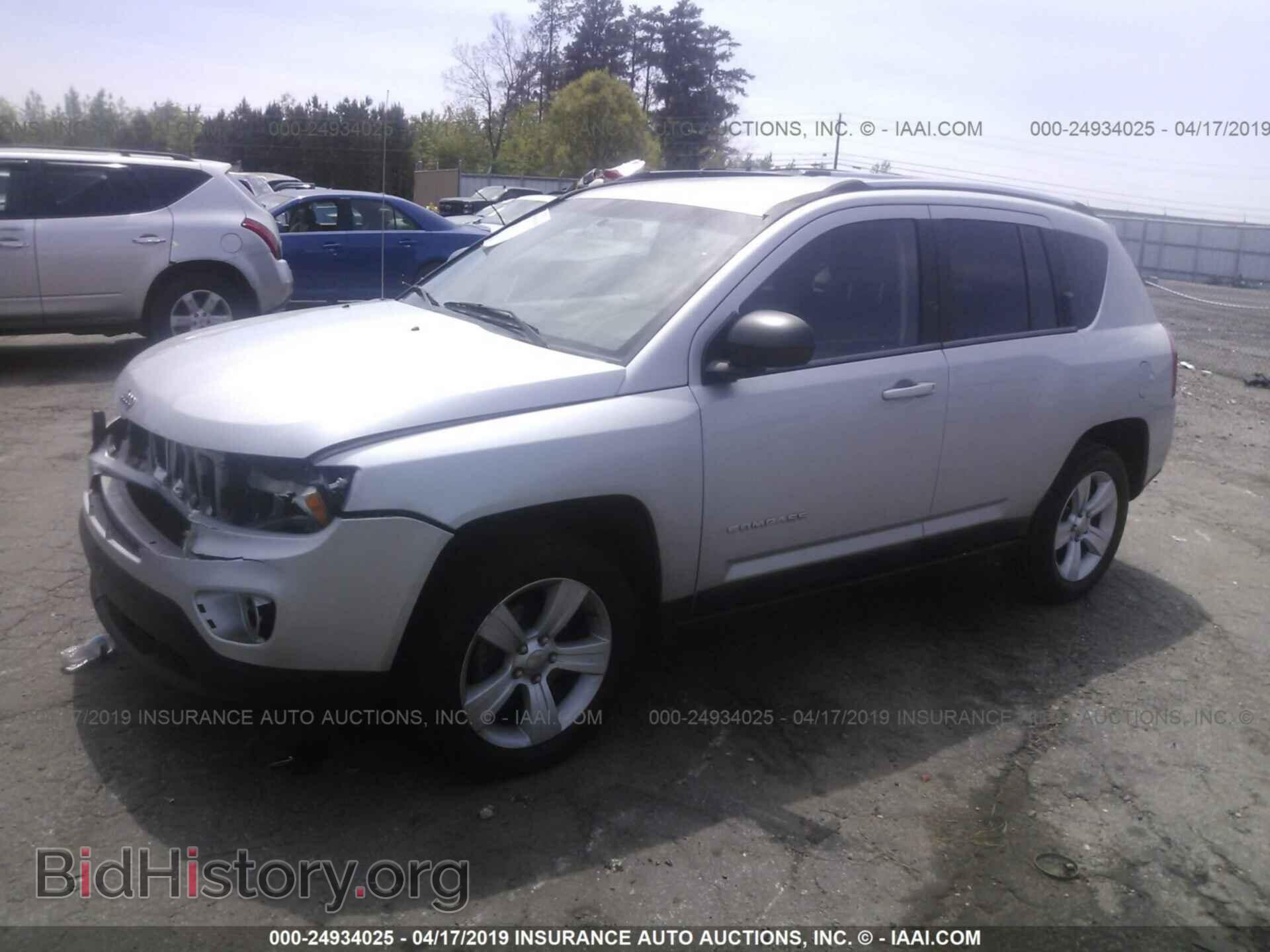 2011 JEEP COMPASS - VIN: 1J4NT1FB9BD162923 - Фото 2