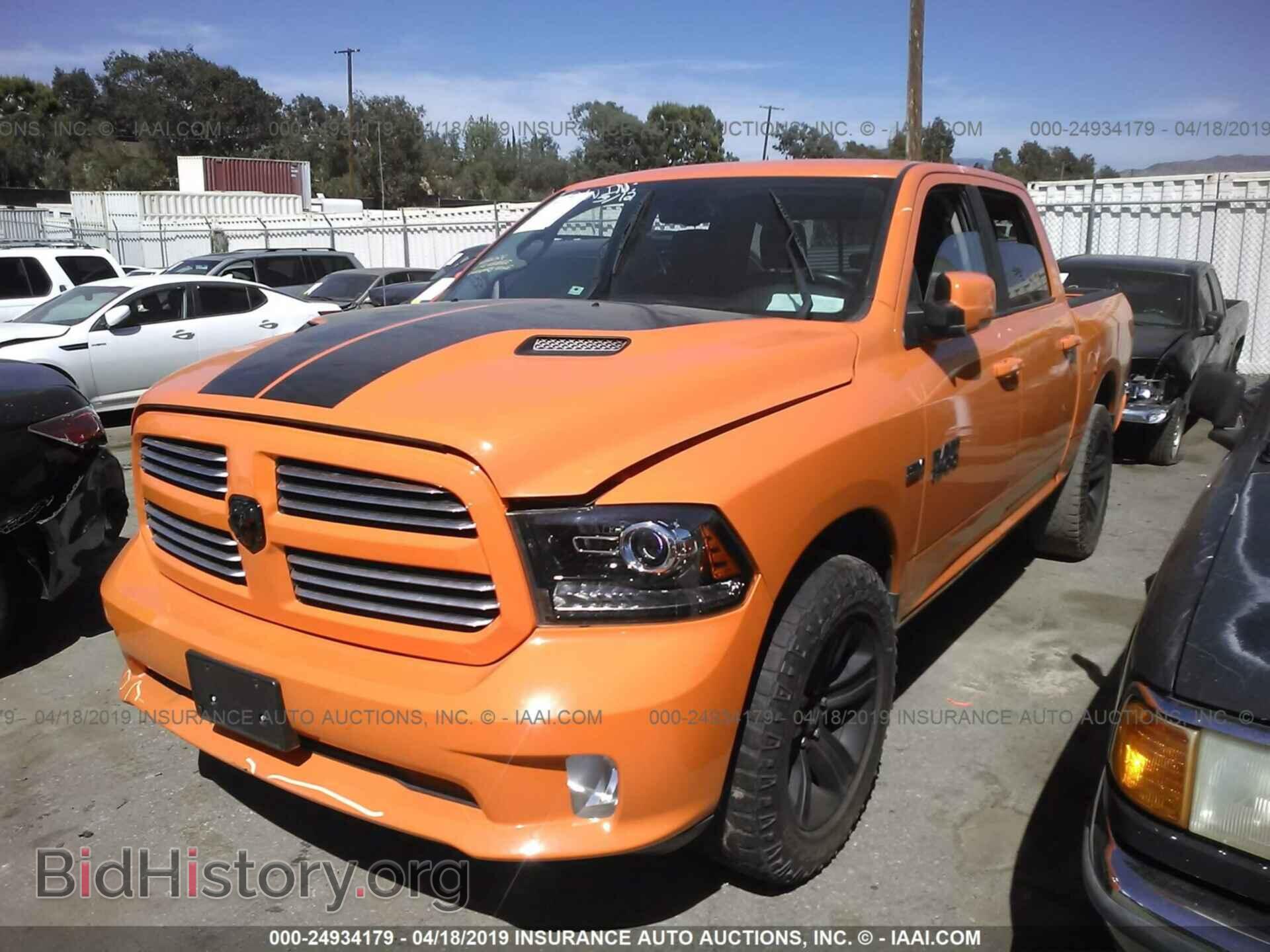 2017 RAM 1500 - VIN: 1C6RR7MT1HS577766 - Photo 2