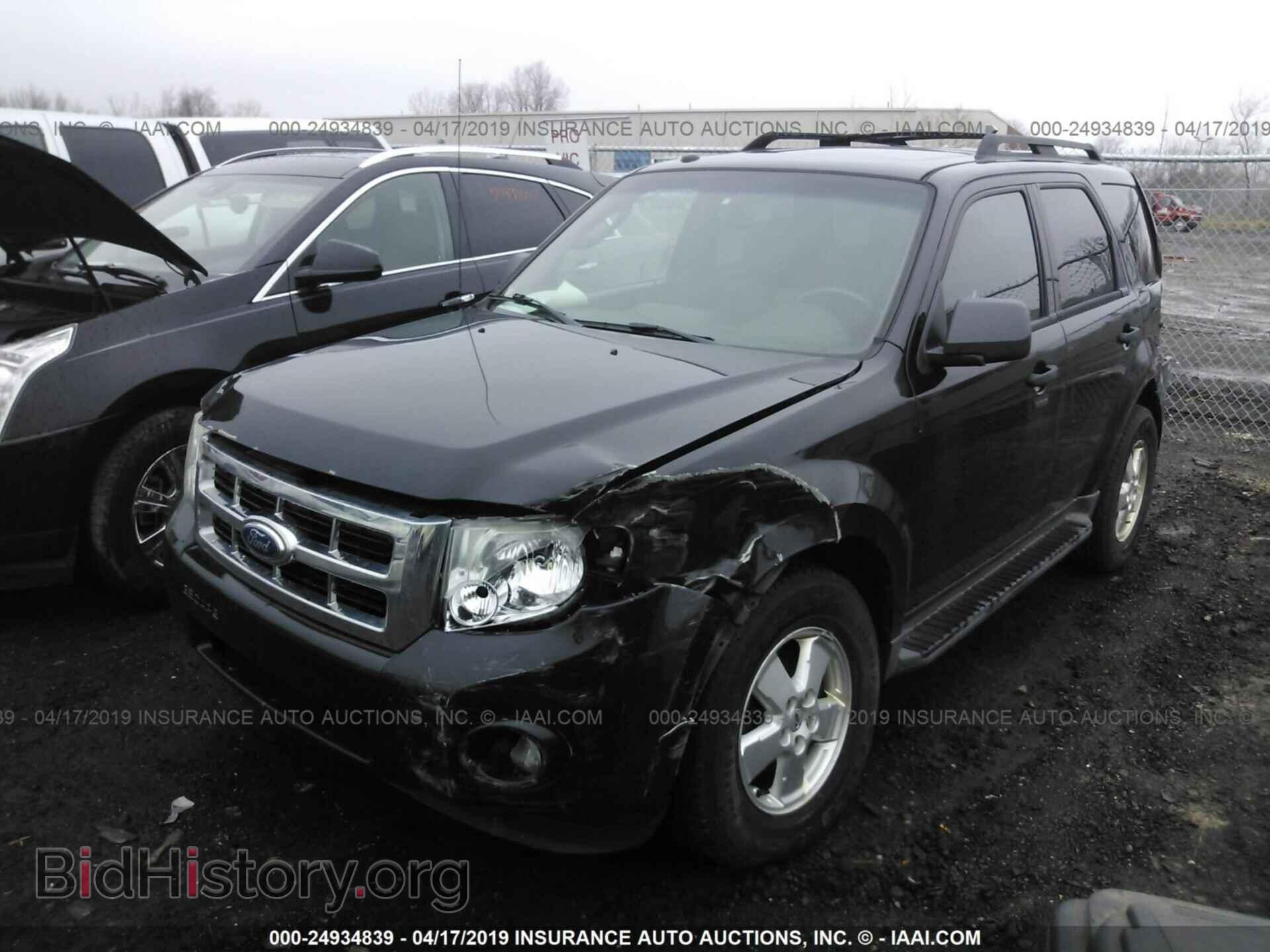 2011 FORD ESCAPE - VIN: 1FMCU9DG0BKB79429 - Фото 2