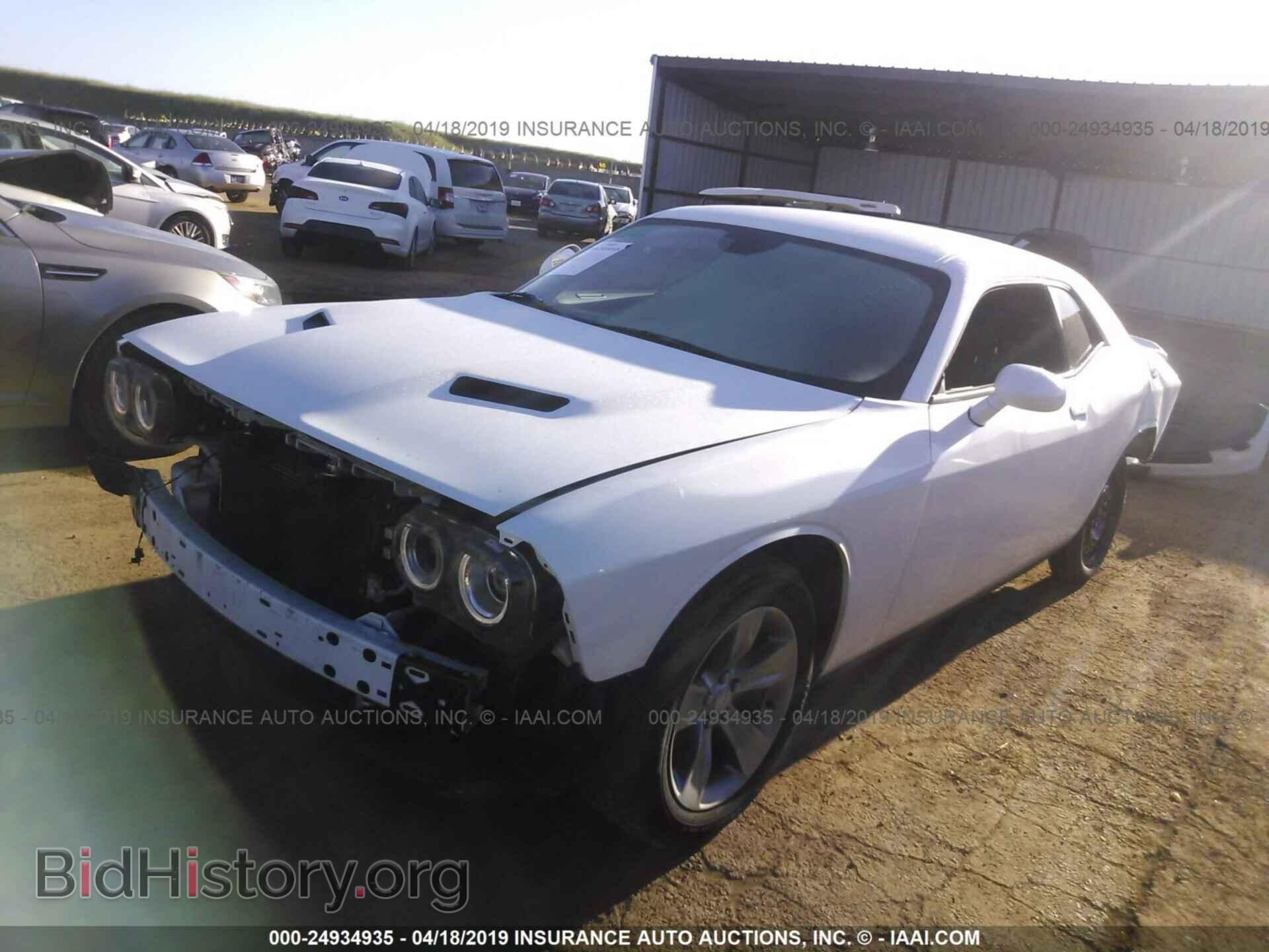 2018 DODGE CHALLENGER - VIN: 2C3CDZAG7JH121997 - Photo 2