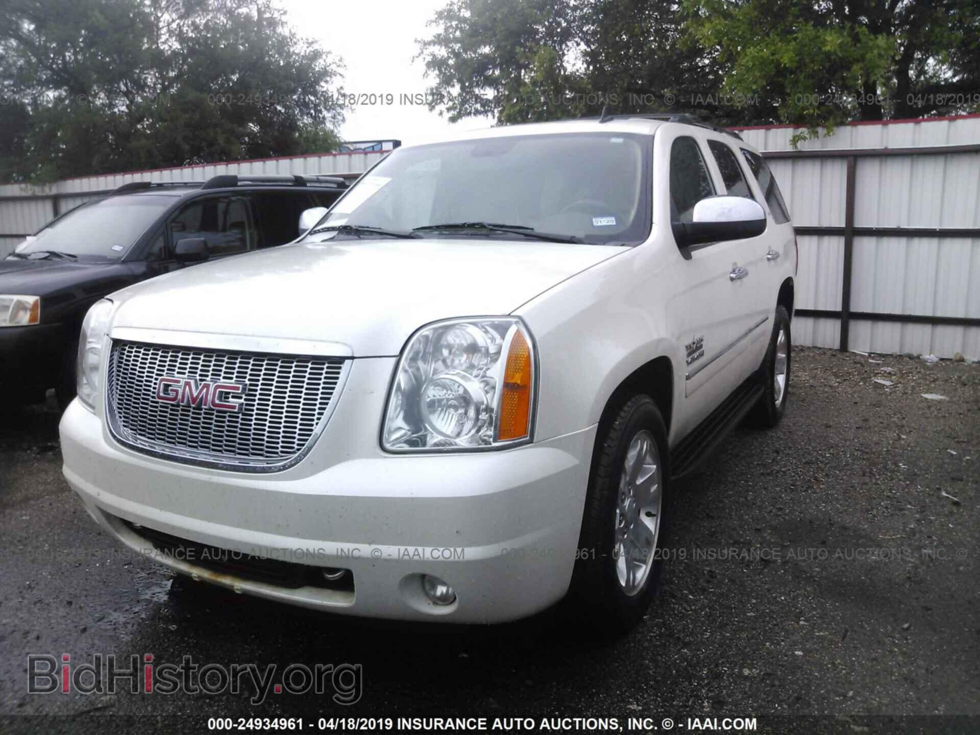 2013 GMC YUKON - VIN: 1GKS1CE0XDR362973 - Фото 2