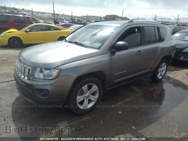 2012 Jeep COMPASS (VIN 1C4NJDBB0CD662120) — photo 2 of 10