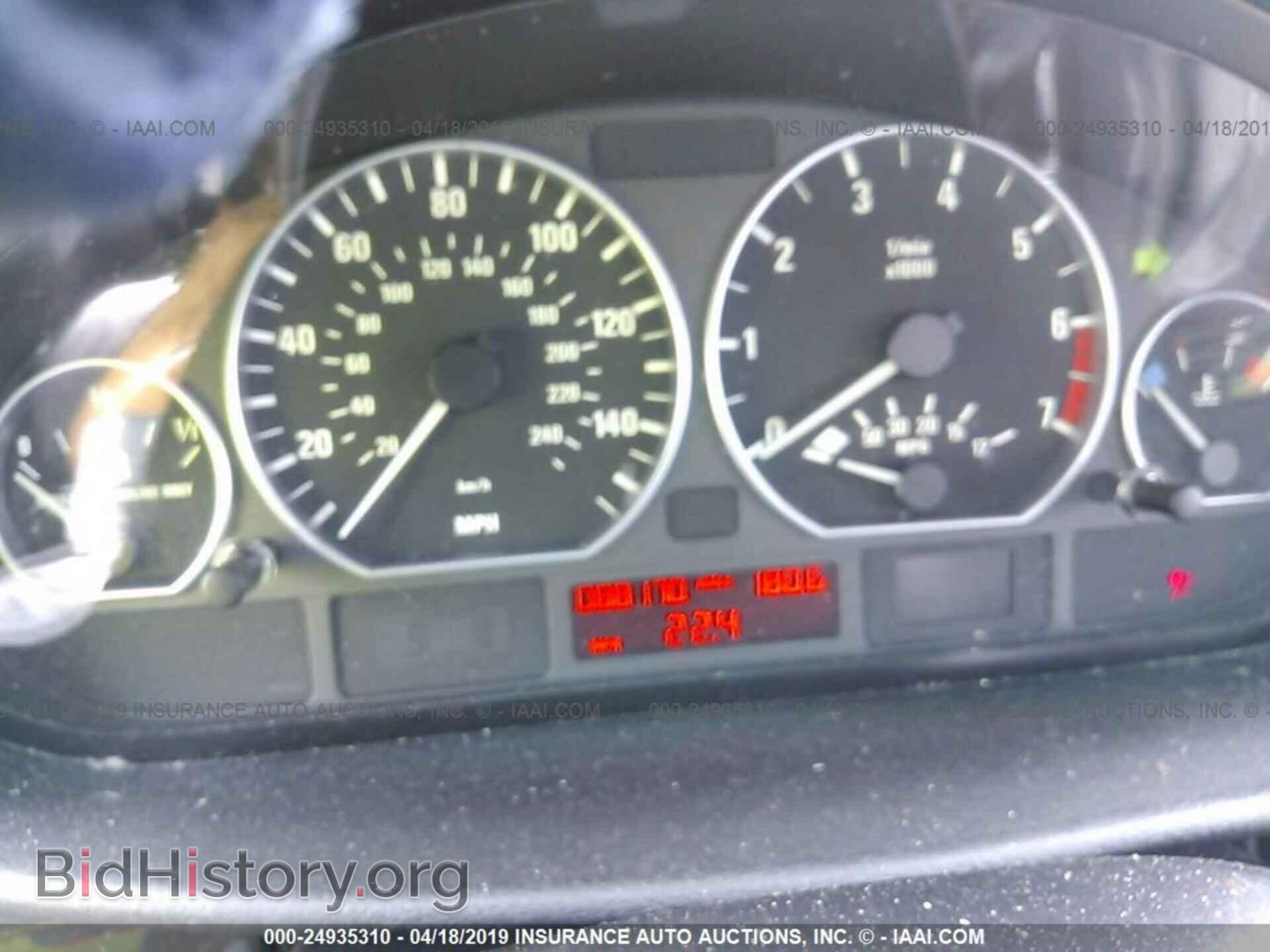 2002 BMW 330 - VIN: WBAEV534X2KM17052 - Photo 7