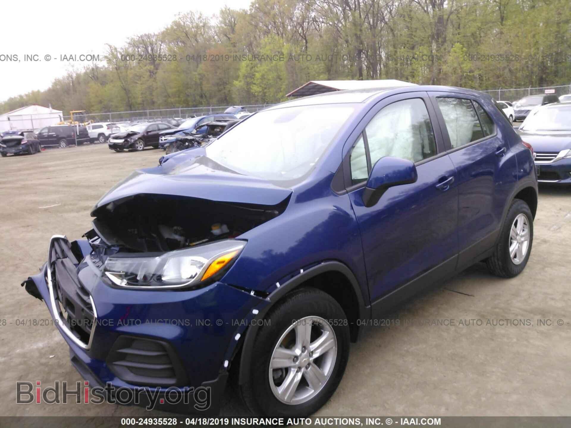 2017 CHEVROLET TRAX - VIN: 3GNCJNSB3HL181932 - Photo 2