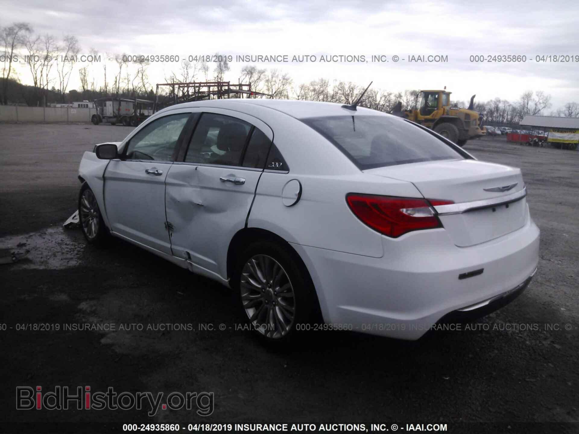2012 CHRYSLER 200 - VIN: 1C3CCBCG4CN326453 - Фото 3