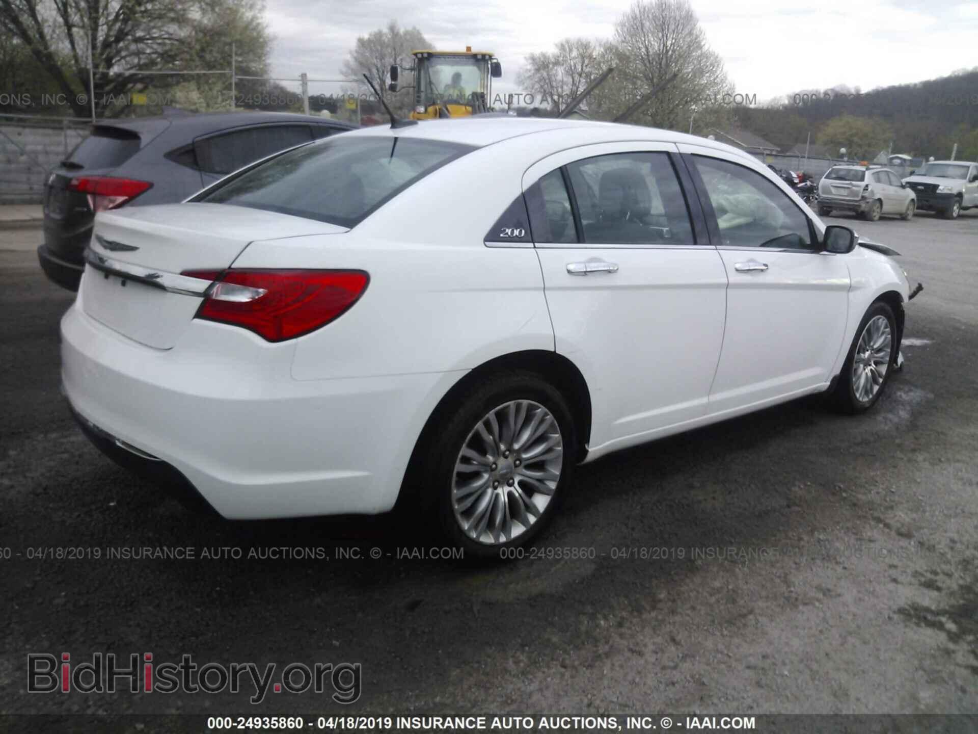 2012 CHRYSLER 200 - VIN: 1C3CCBCG4CN326453 - Фото 4