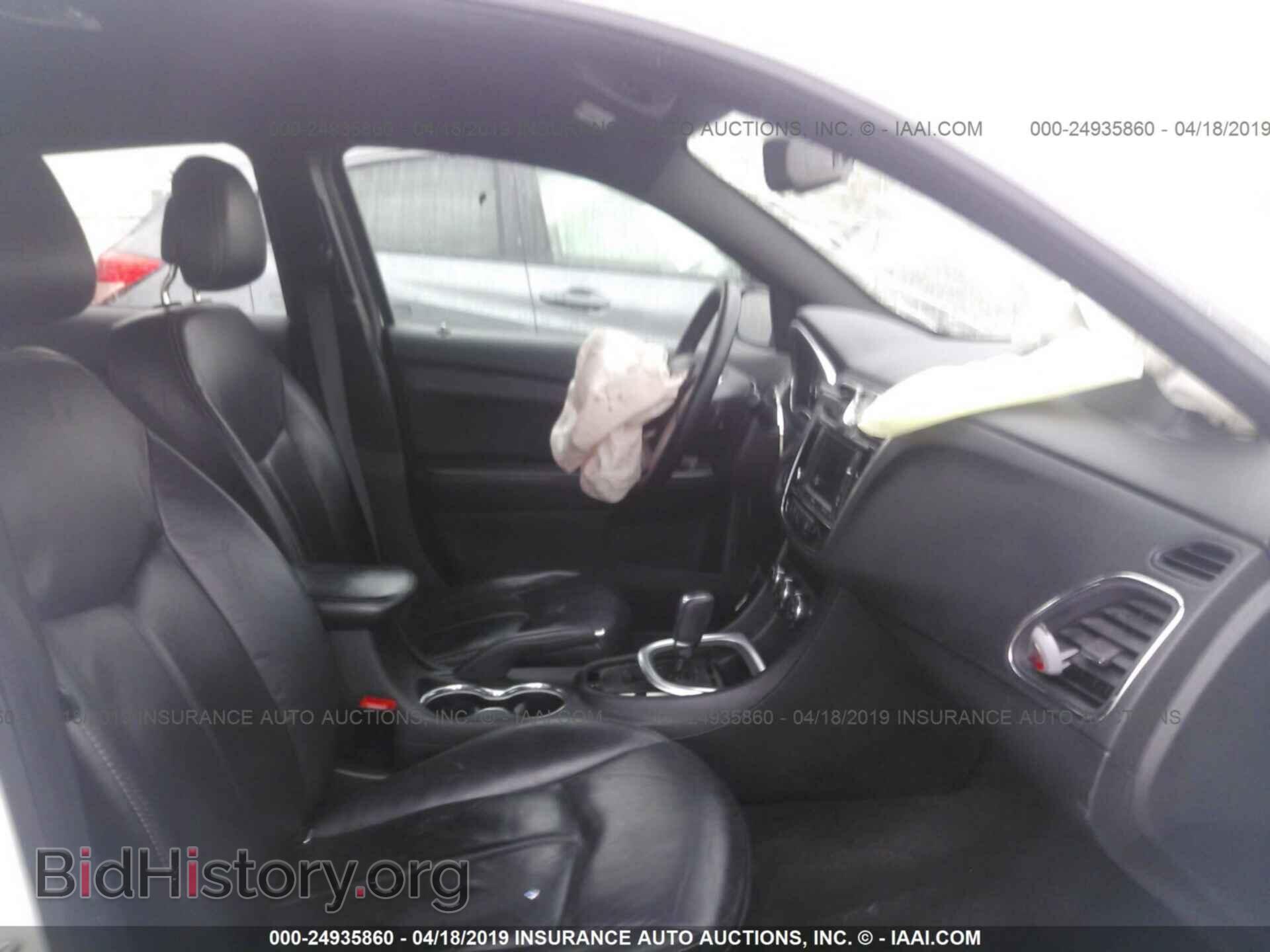 2012 CHRYSLER 200 - VIN: 1C3CCBCG4CN326453 - Фото 5