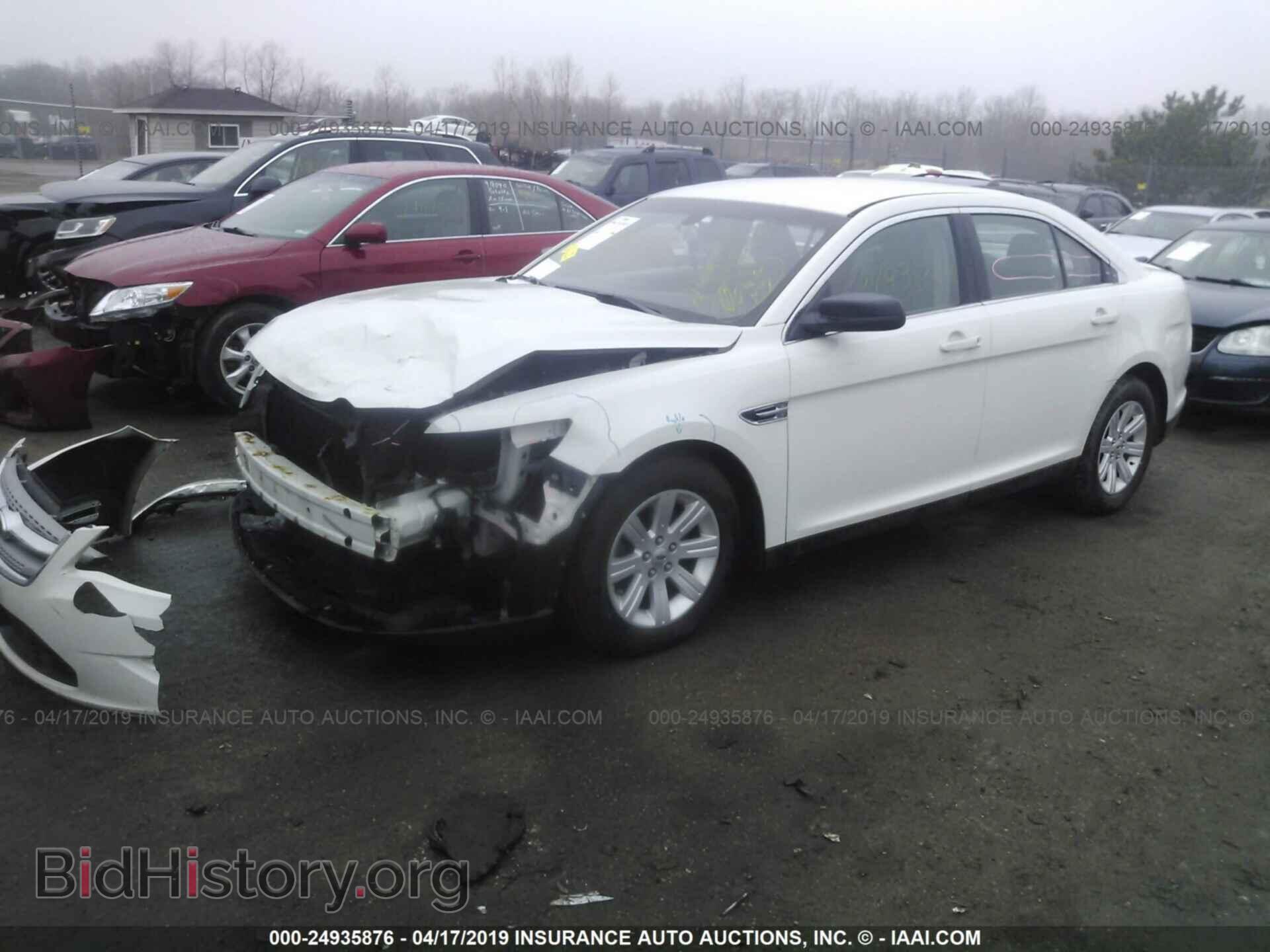 2011 FORD TAURUS - VIN: 1FAHP2DW4BG127276 - Photo 2