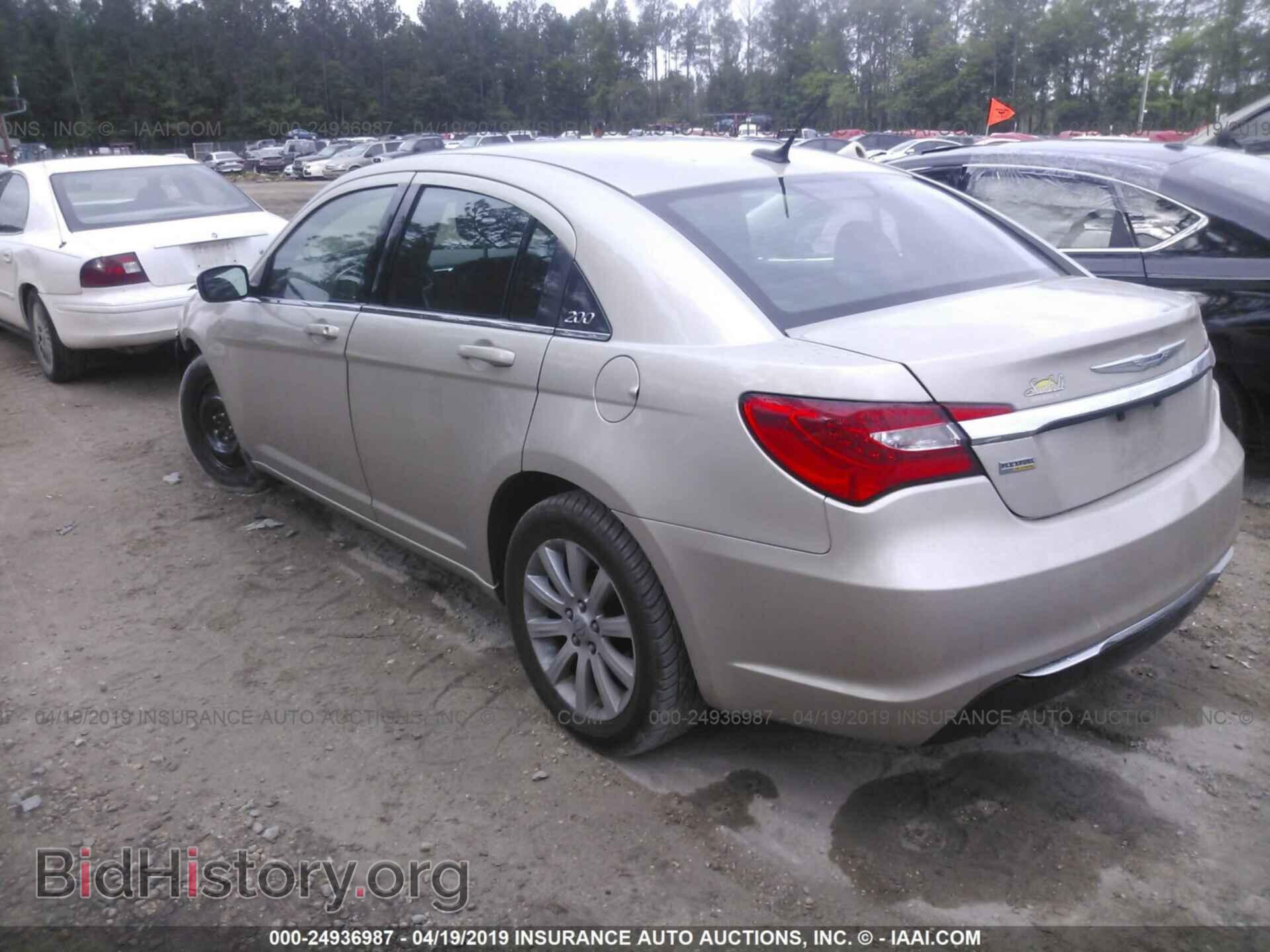2014 CHRYSLER 200 - VIN: 1C3CCBBG7EN106227 - Фото 3