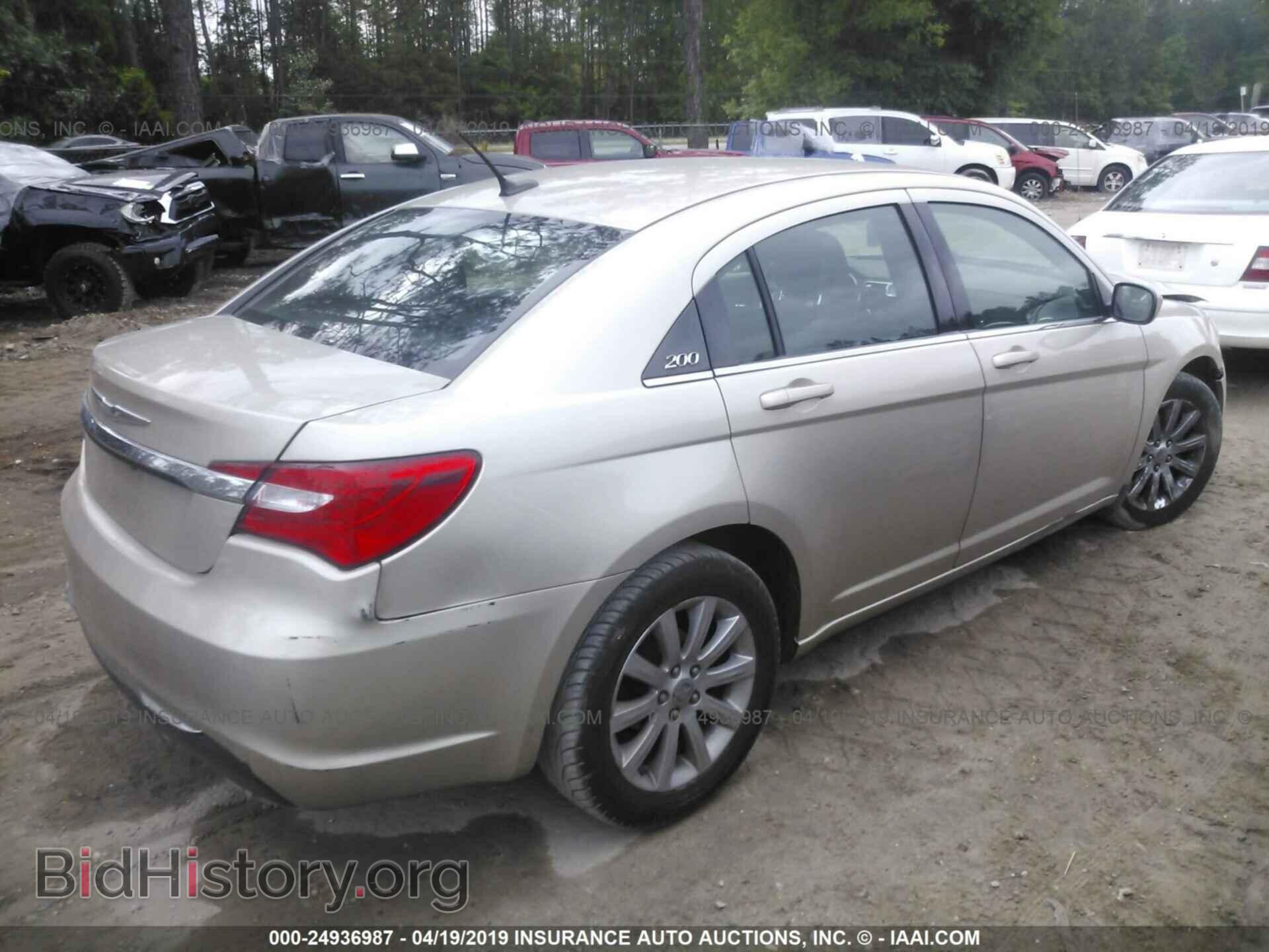 2014 CHRYSLER 200 - VIN: 1C3CCBBG7EN106227 - Фото 4