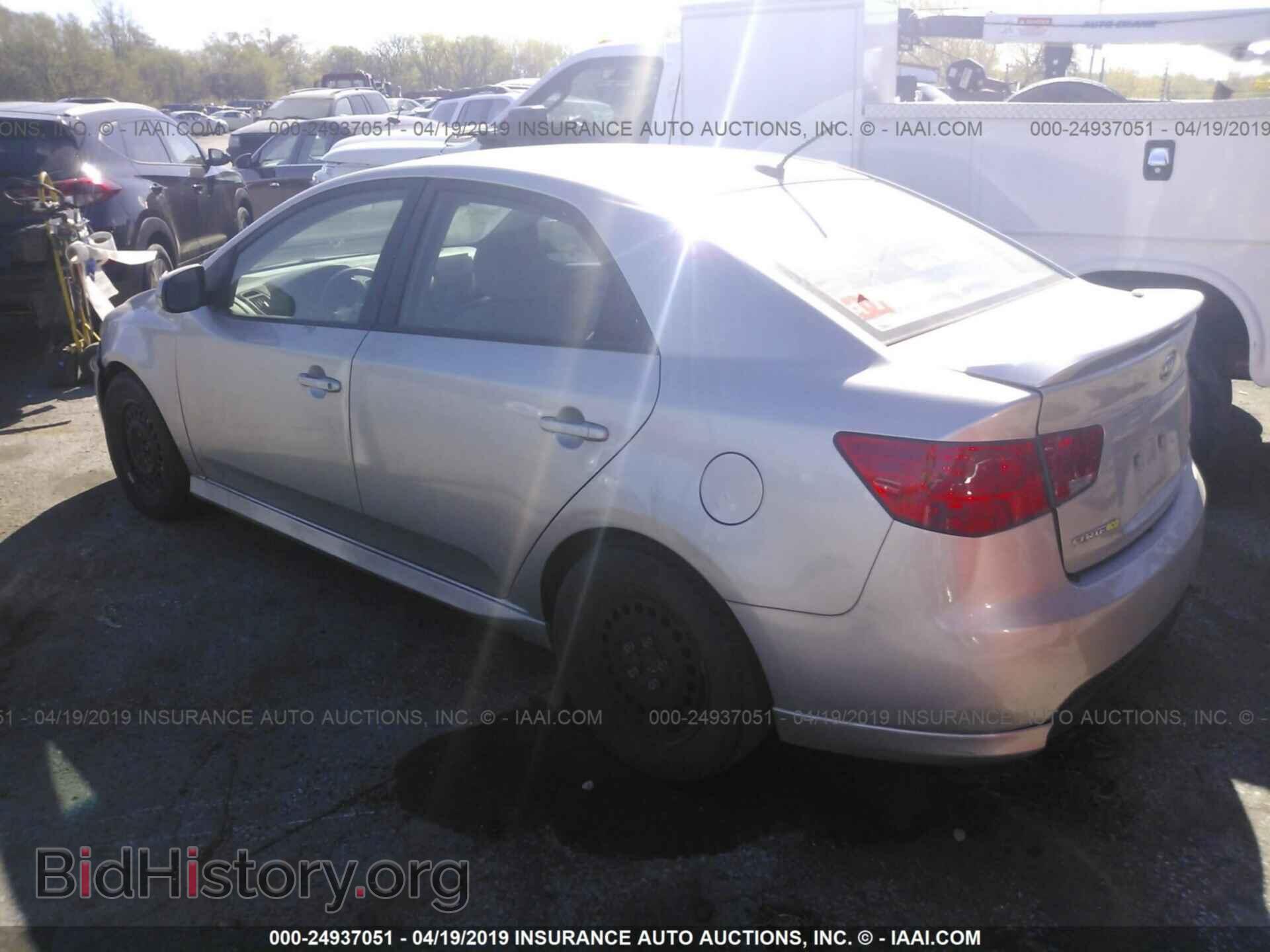 2012 KIA FORTE - VIN: KNAFU4A23C5584811 - Фото 3