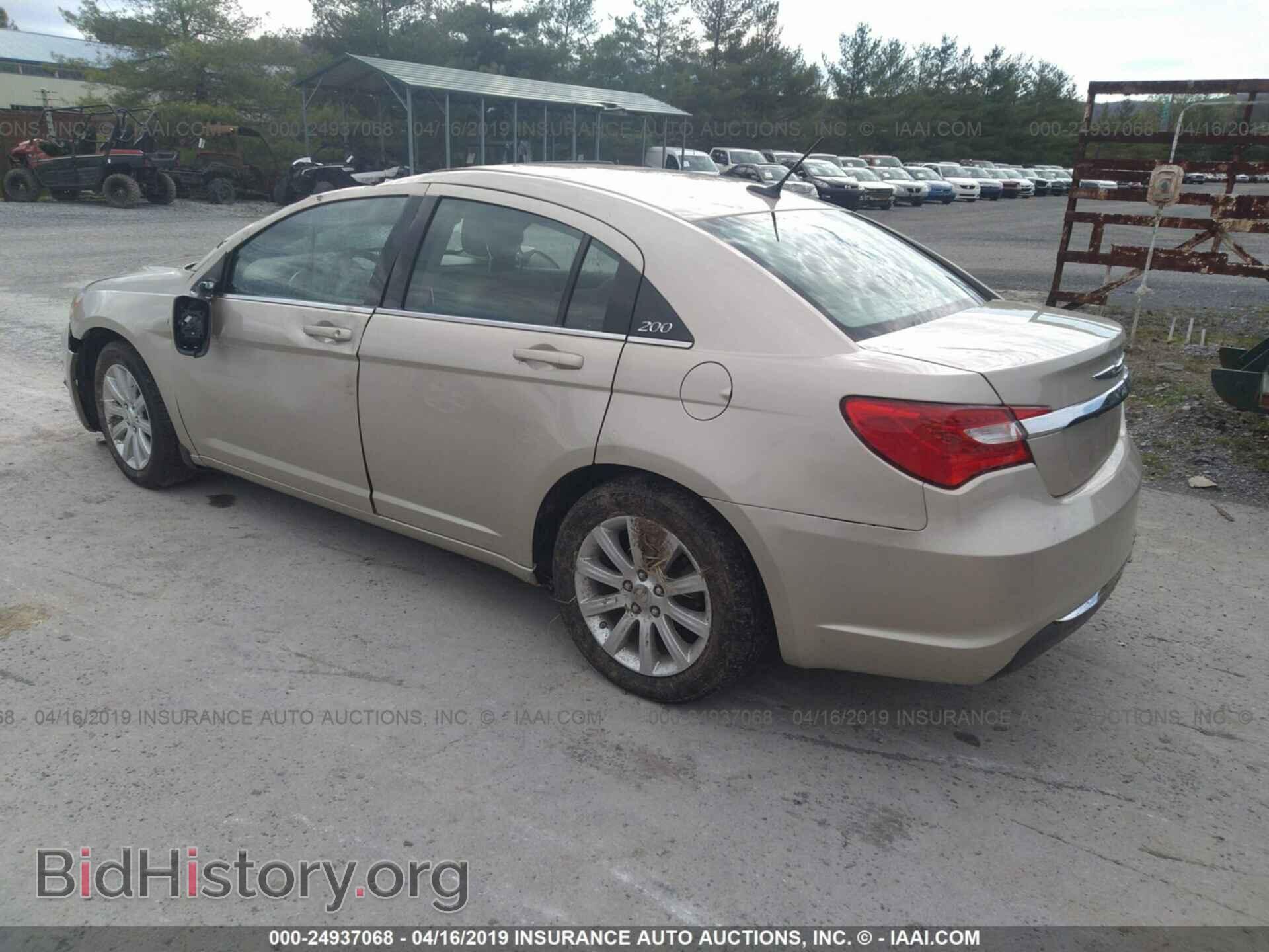 2013 CHRYSLER 200 - VIN: 1C3CCBBB1DN609528 - Фото 3