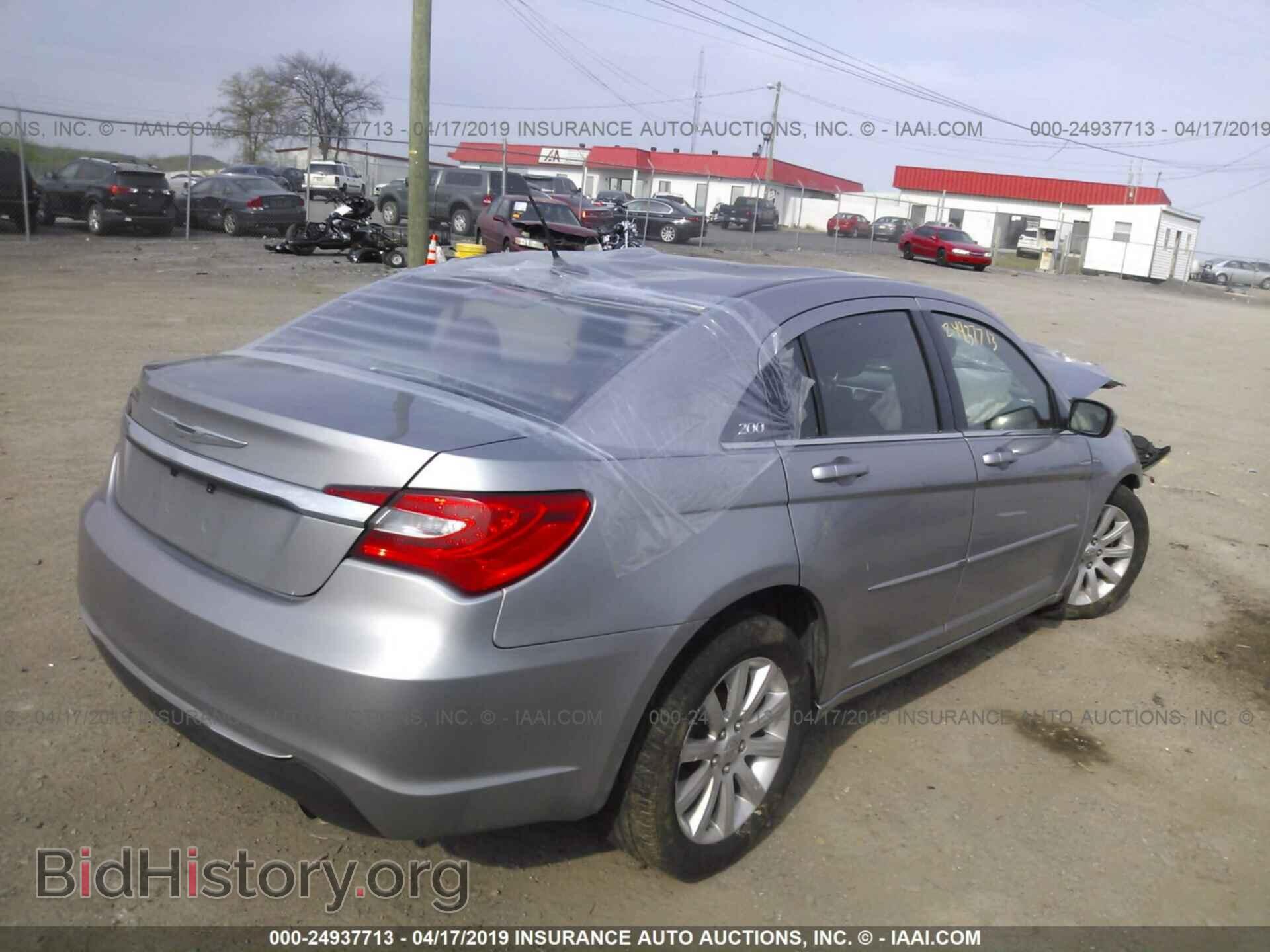 2013 CHRYSLER 200 - VIN: 1C3CCBBB4DN558039 - Фото 4