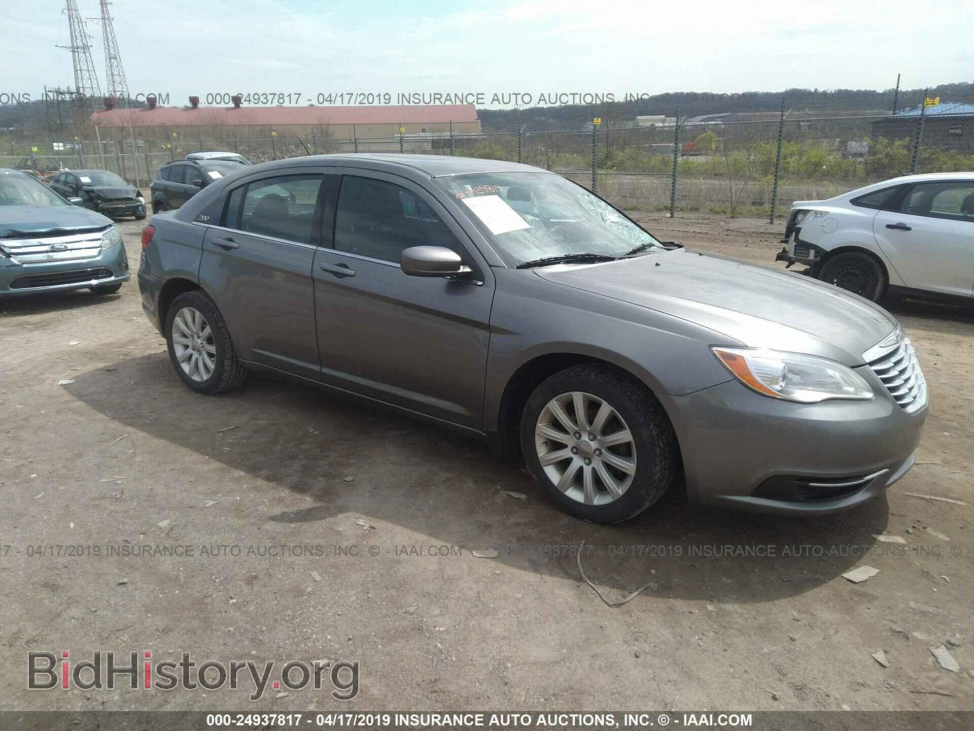 Фотография 1C3CCBBG0CN233818 - CHRYSLER 200 2012