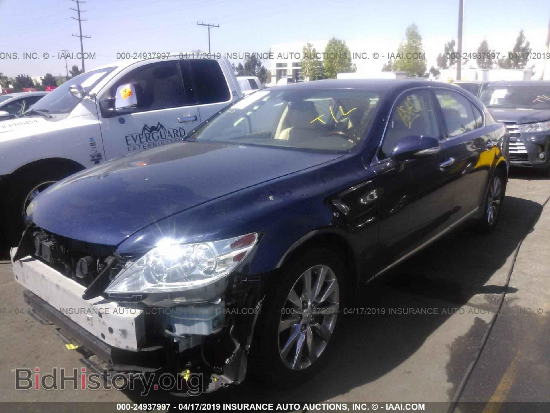 2010 LEXUS LS - VIN: JTHGL5EF2A5039837 - Фото 2