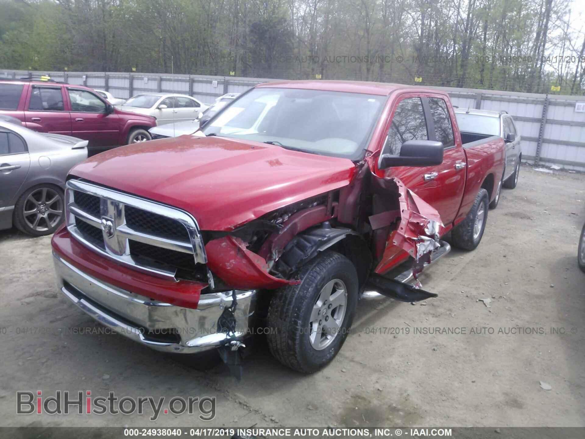 2011 DODGE RAM 1500 - VIN: 1D7RV1GT3BS558162 - Photo 2