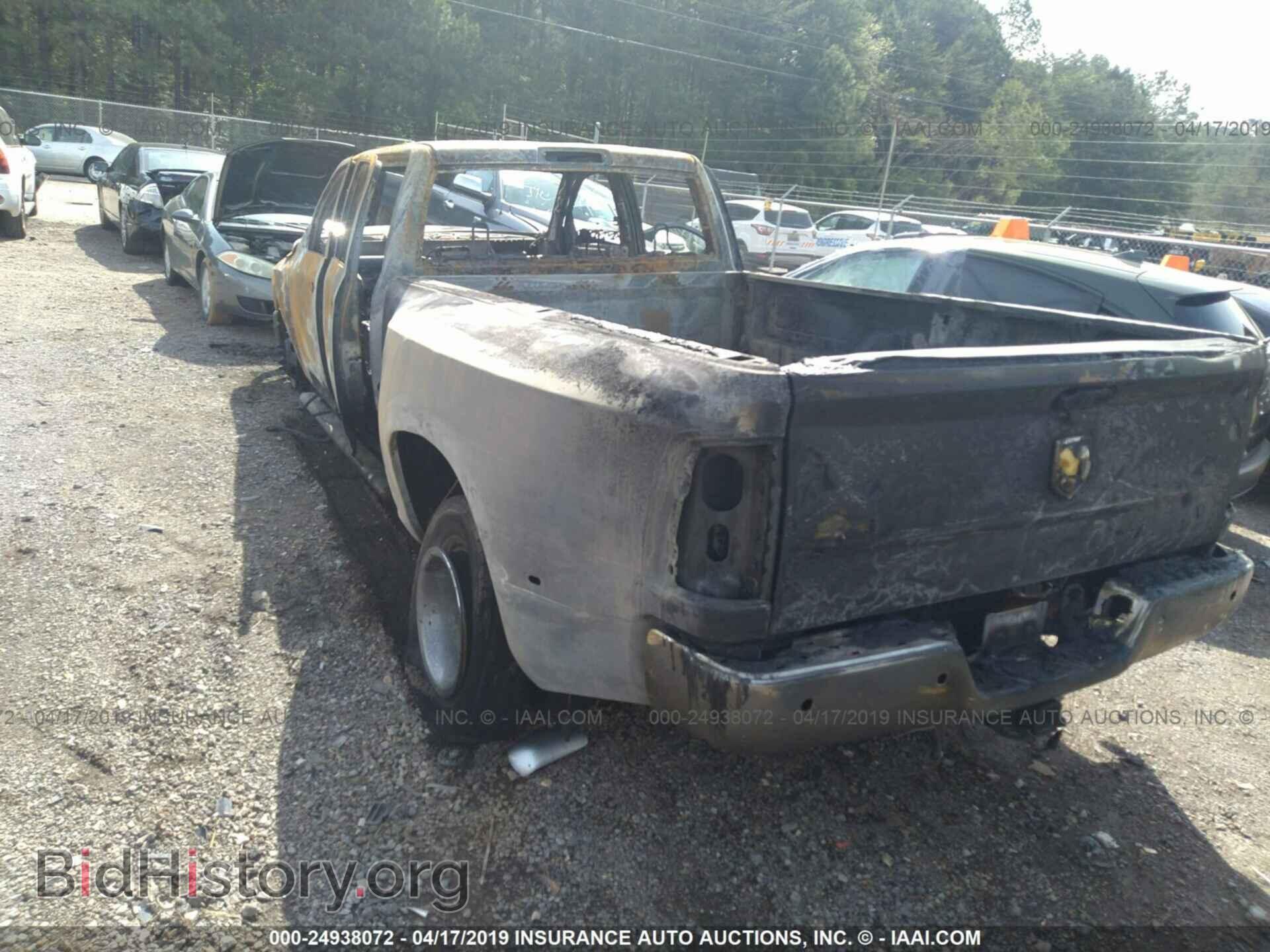2015 RAM 3500 - VIN: 3C63RPHL3FG590006 - Фото 3